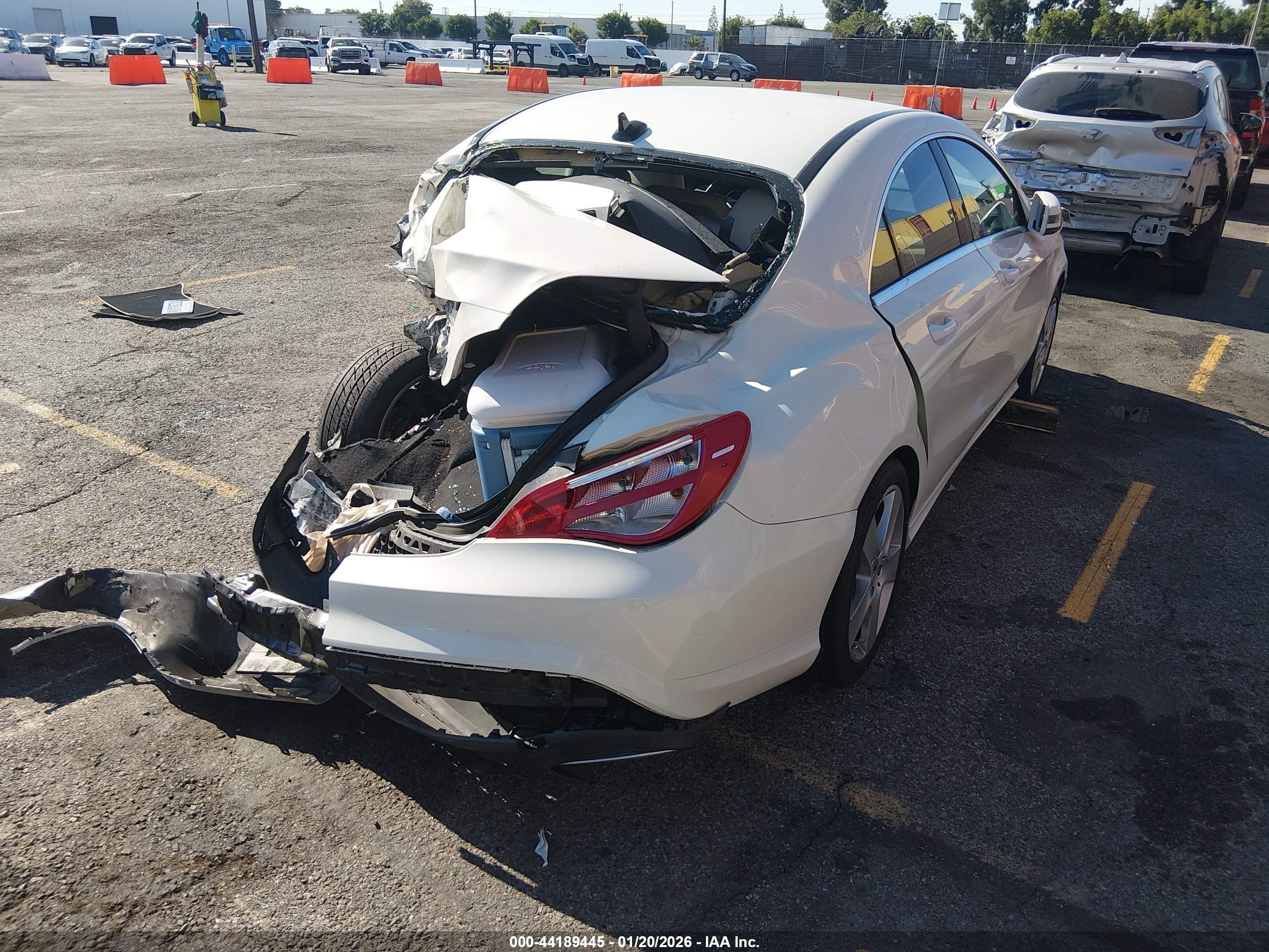 MERCEDES-BENZ CLA image 4