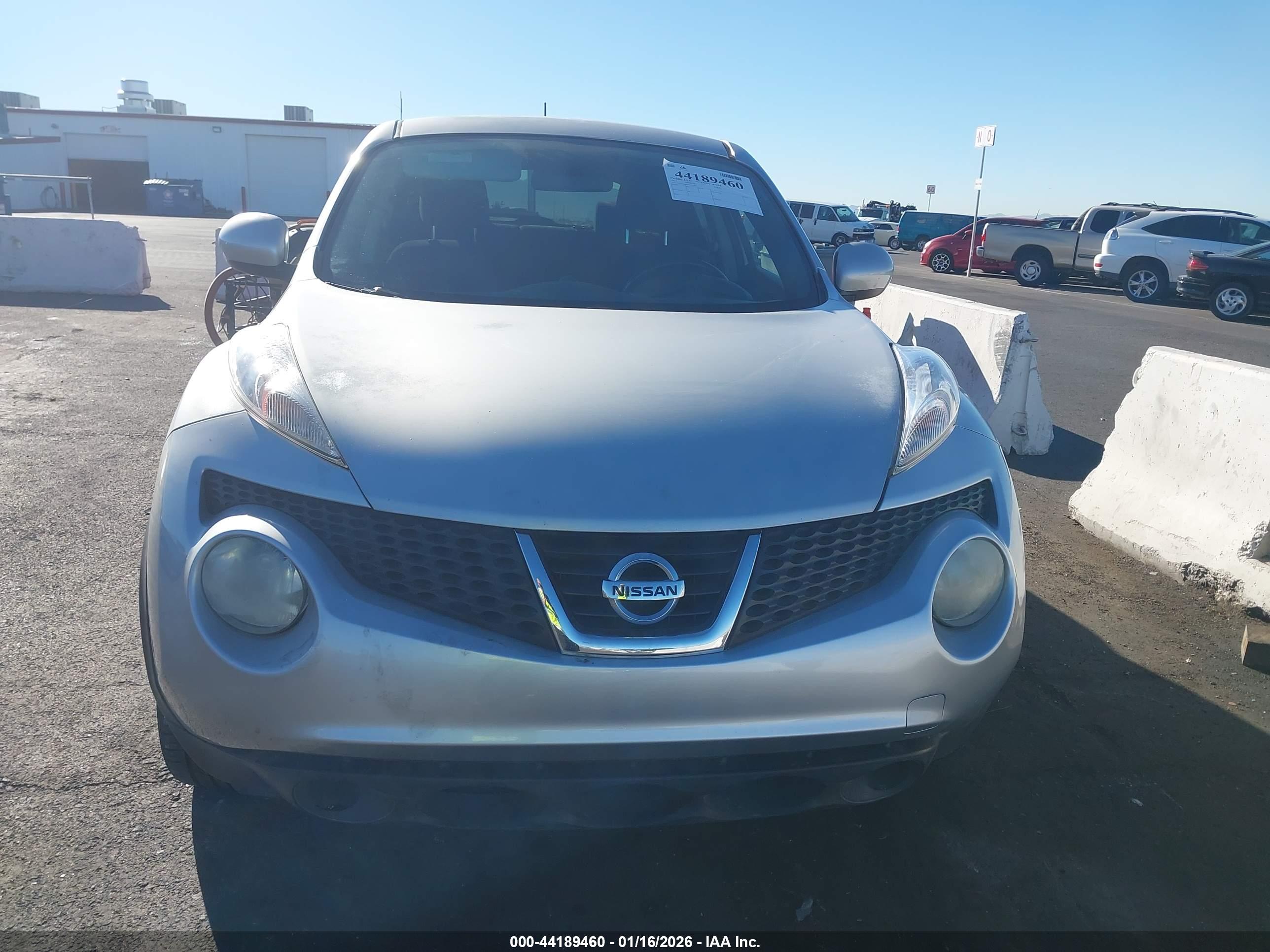 NISSAN JUKE image 6