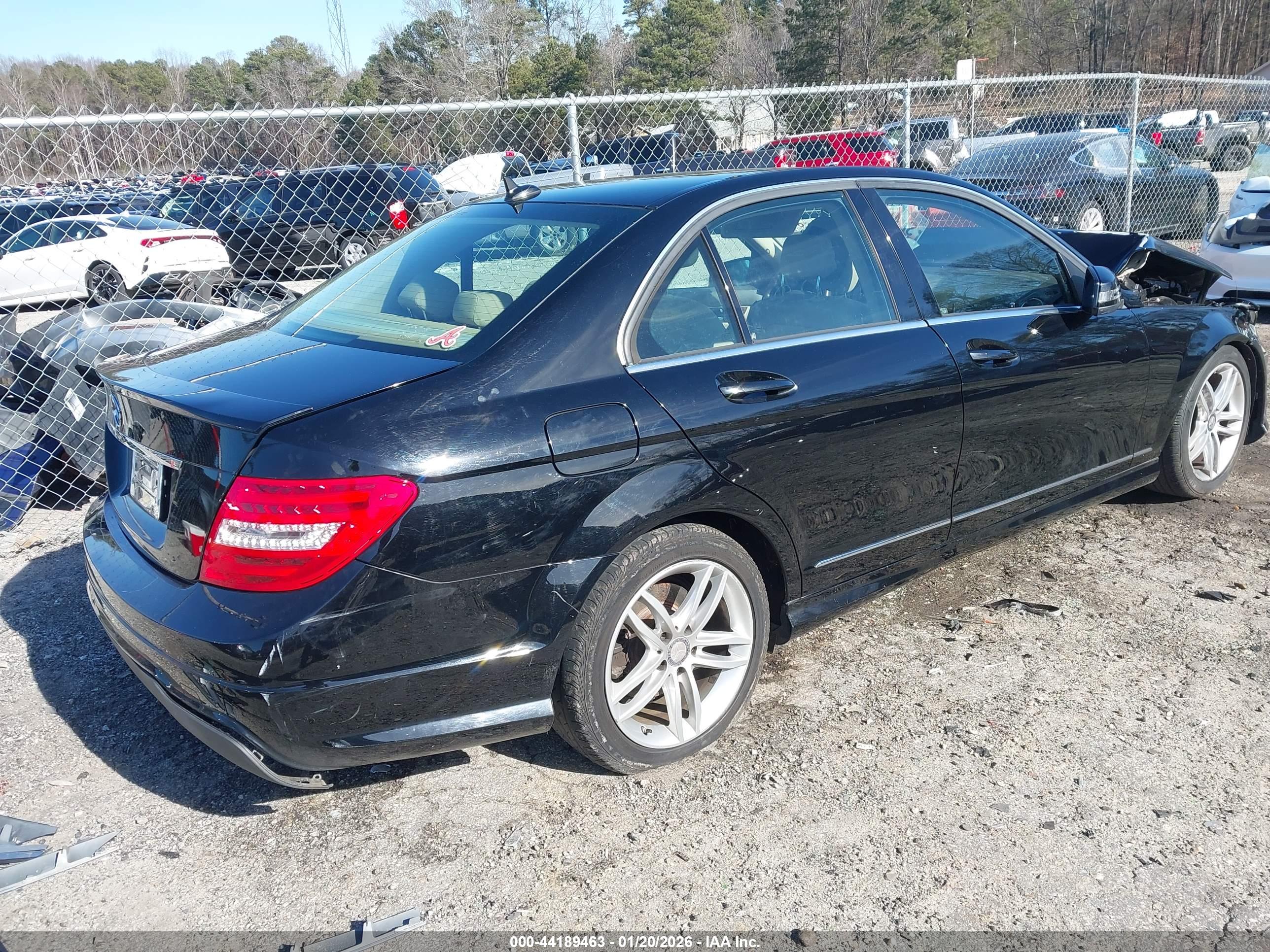 MERCEDES-BENZ C image 4