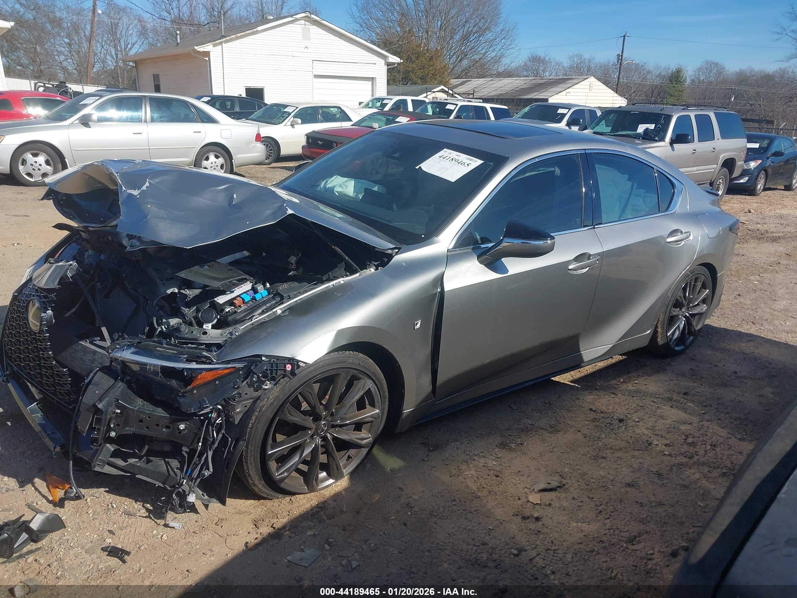 LEXUS IS image 2