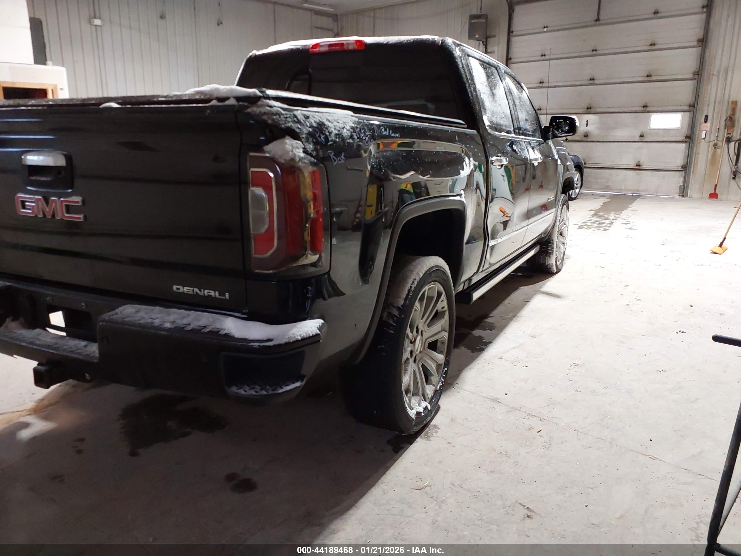 GMC SIERRA image 4
