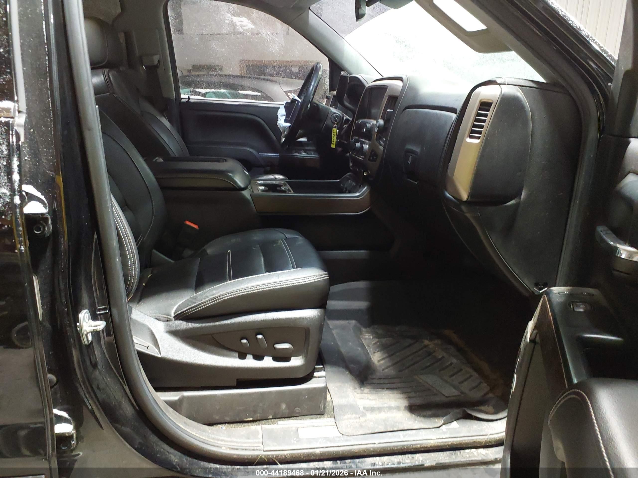 GMC SIERRA image 5