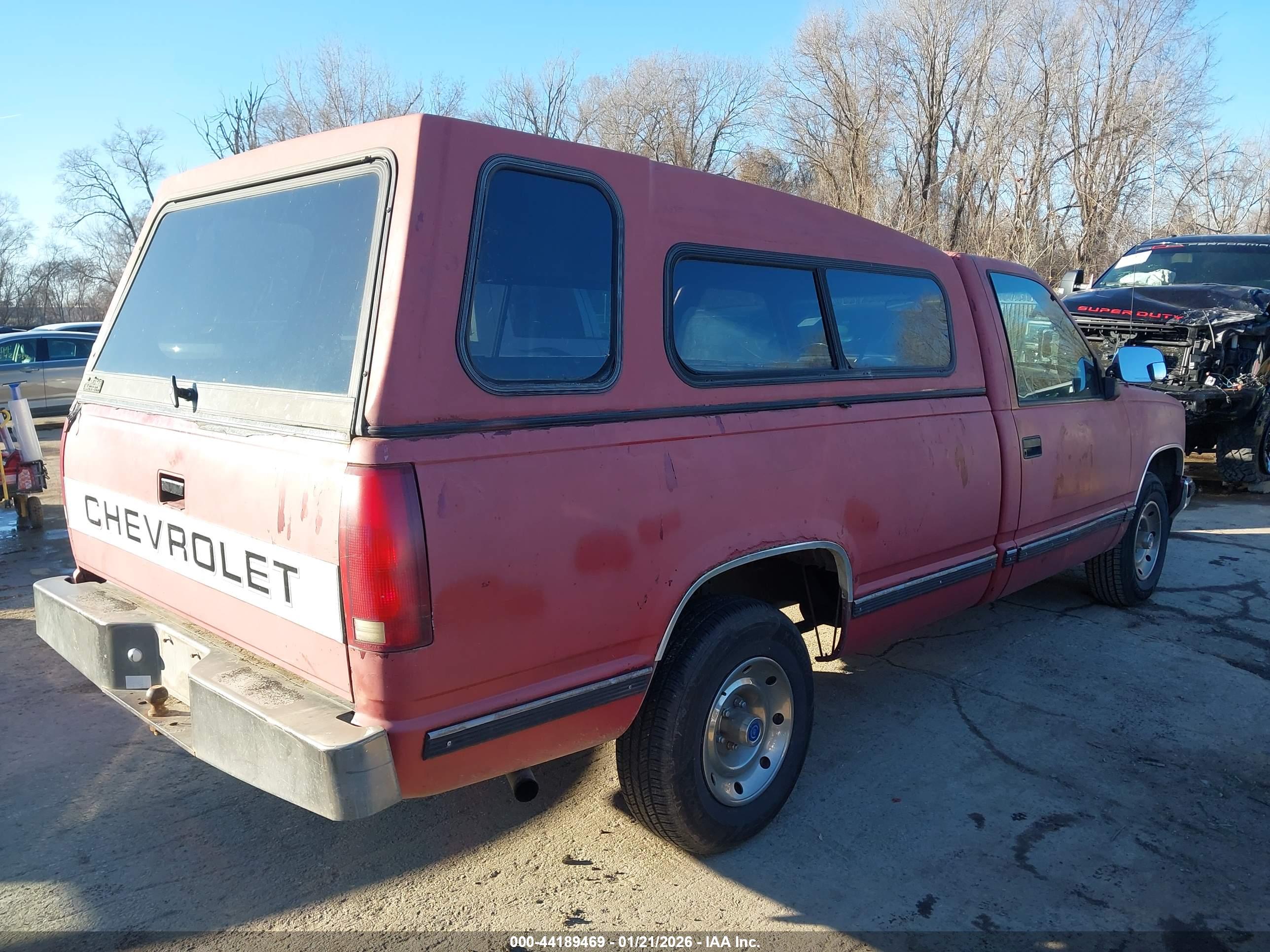 CHEVROLET GMT-400 image 4