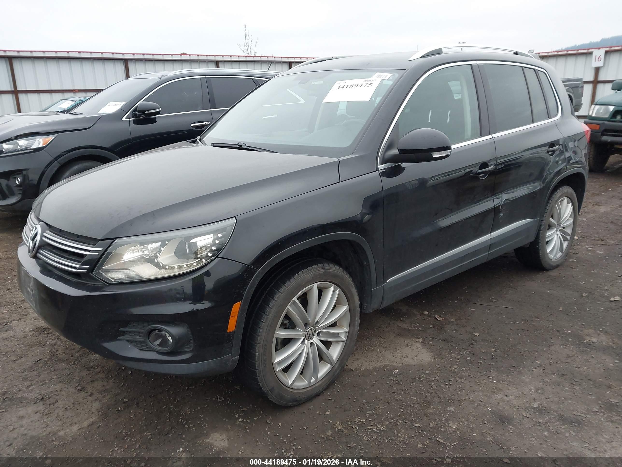 VOLKSWAGEN TIGUAN image 2