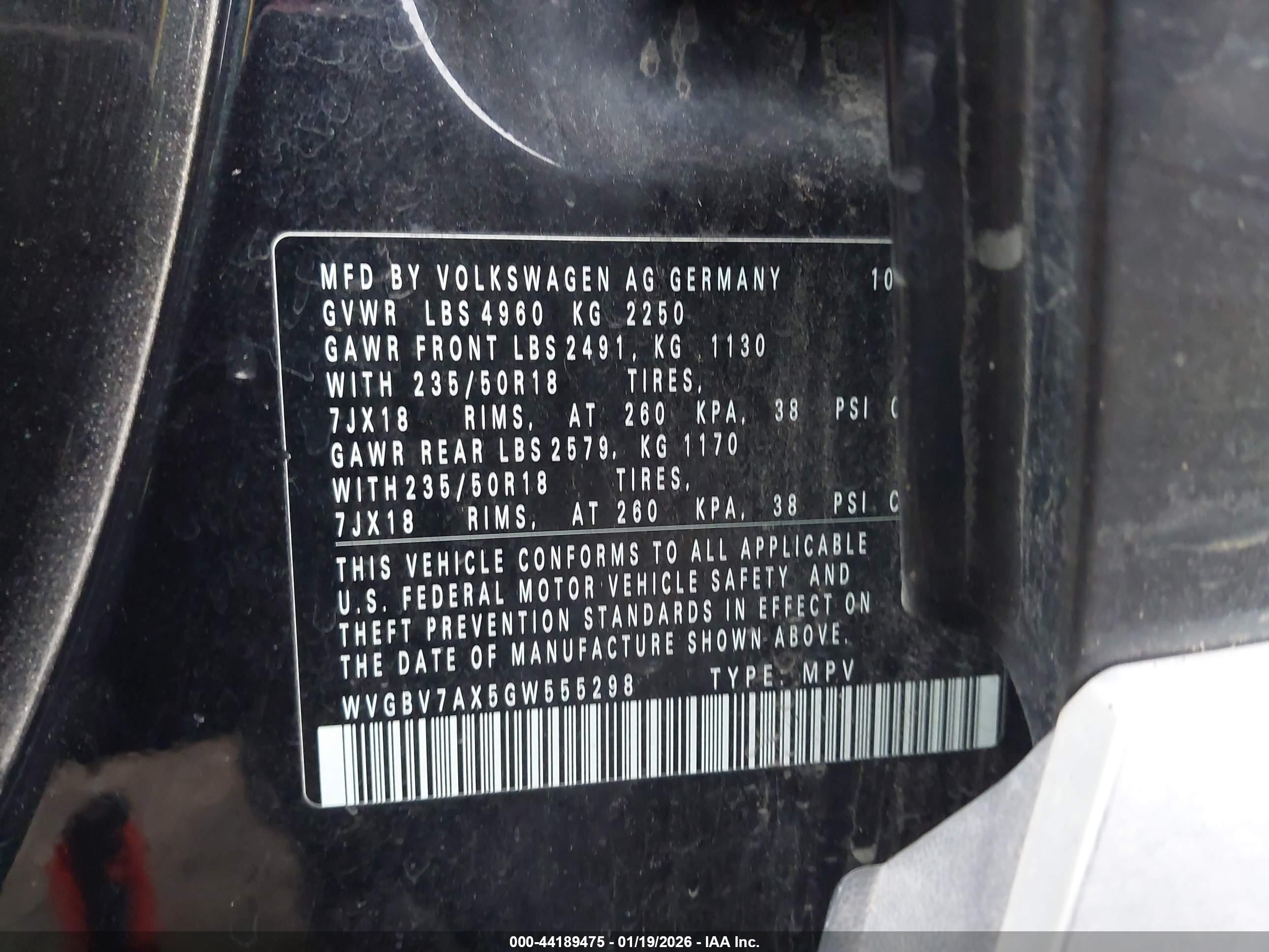 VOLKSWAGEN TIGUAN image 9