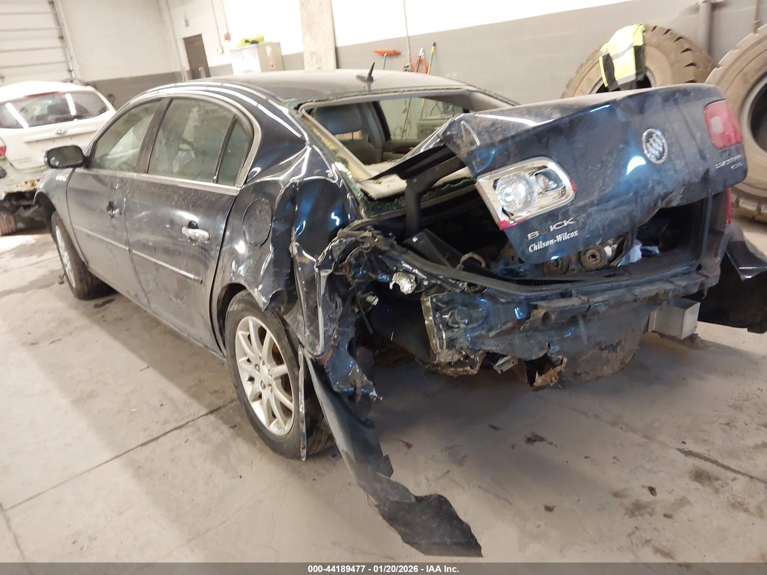 BUICK LUCERNE image 3