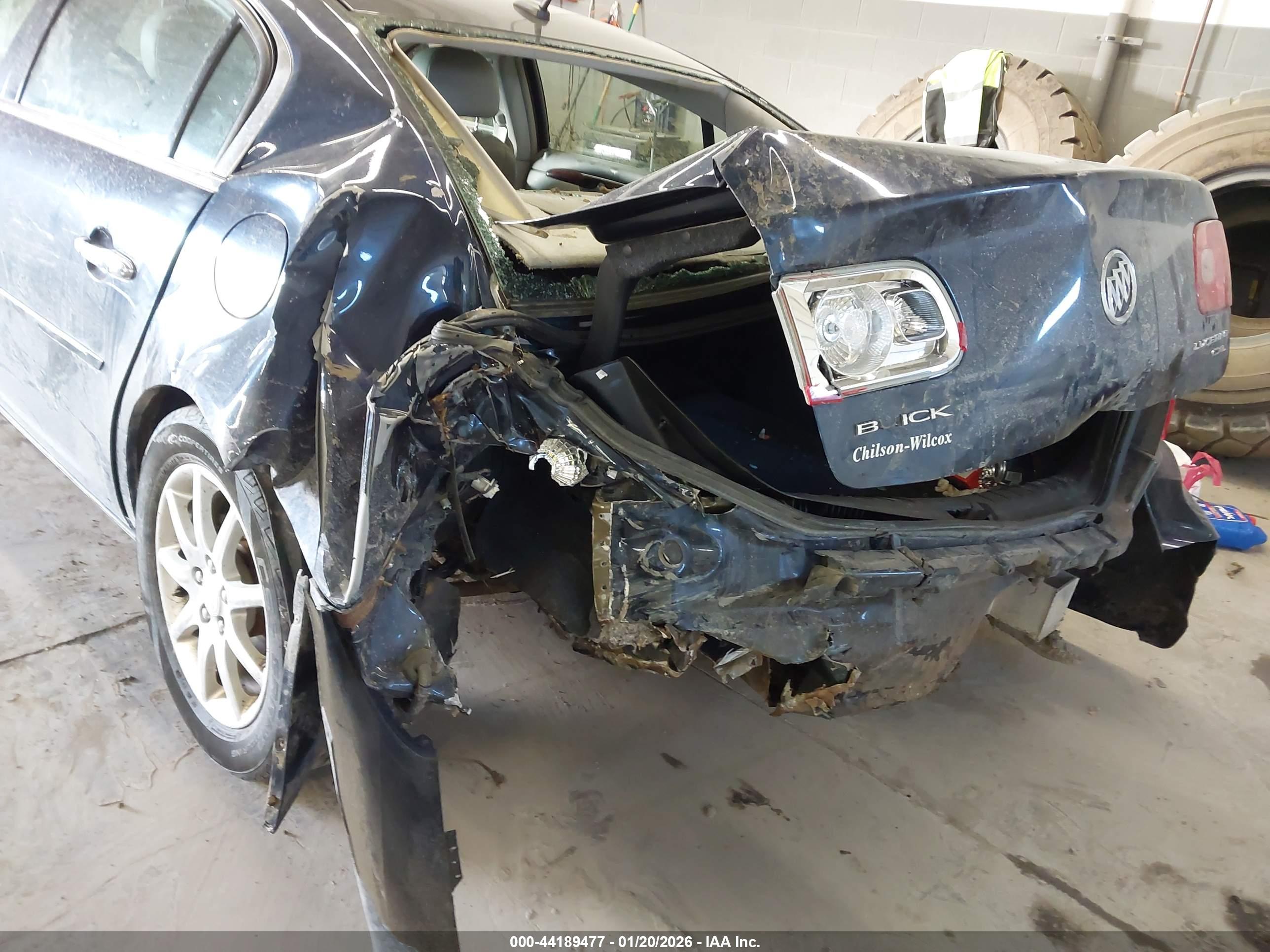 BUICK LUCERNE image 6