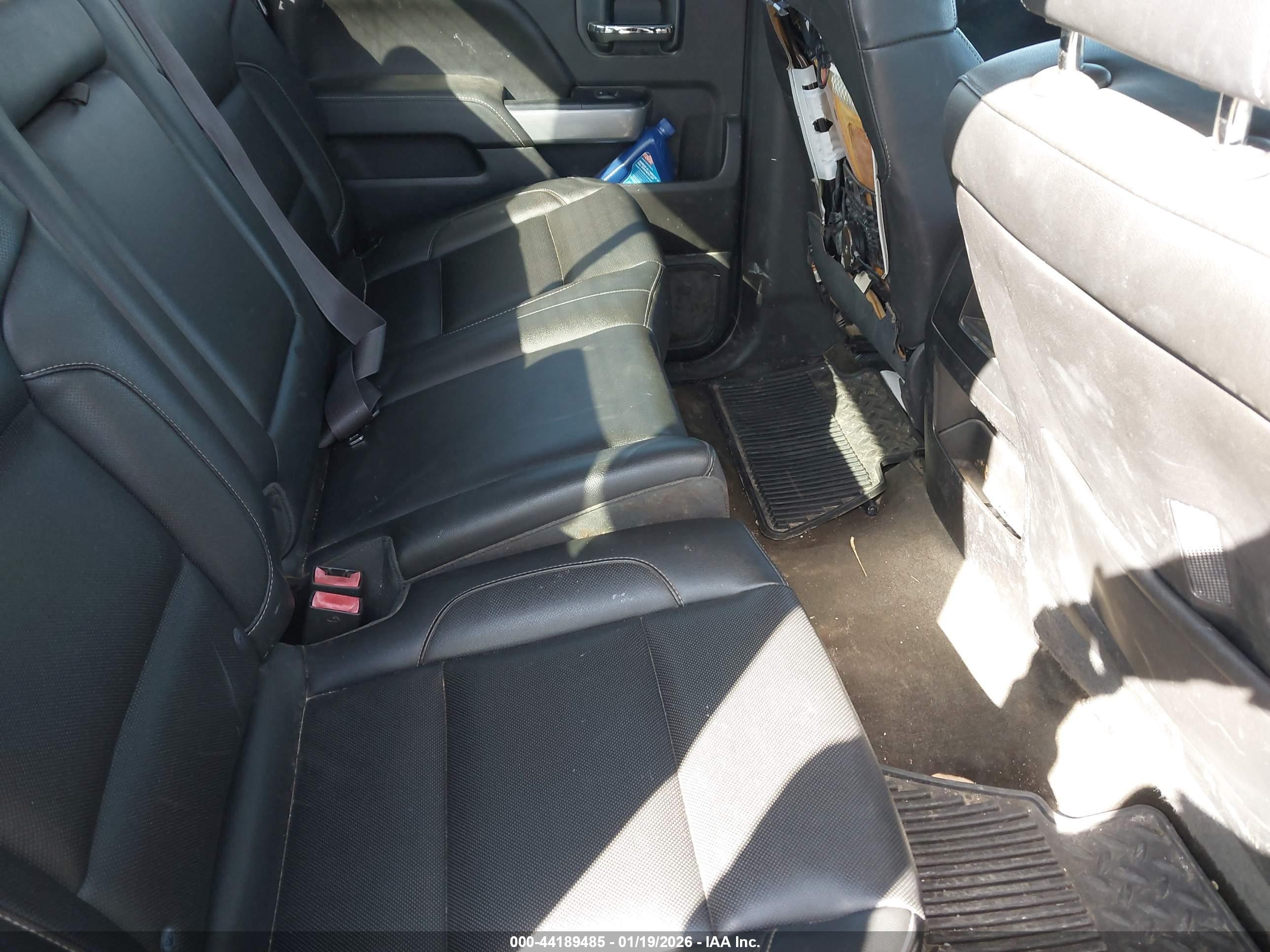 CHEVROLET SILVERADO image 8