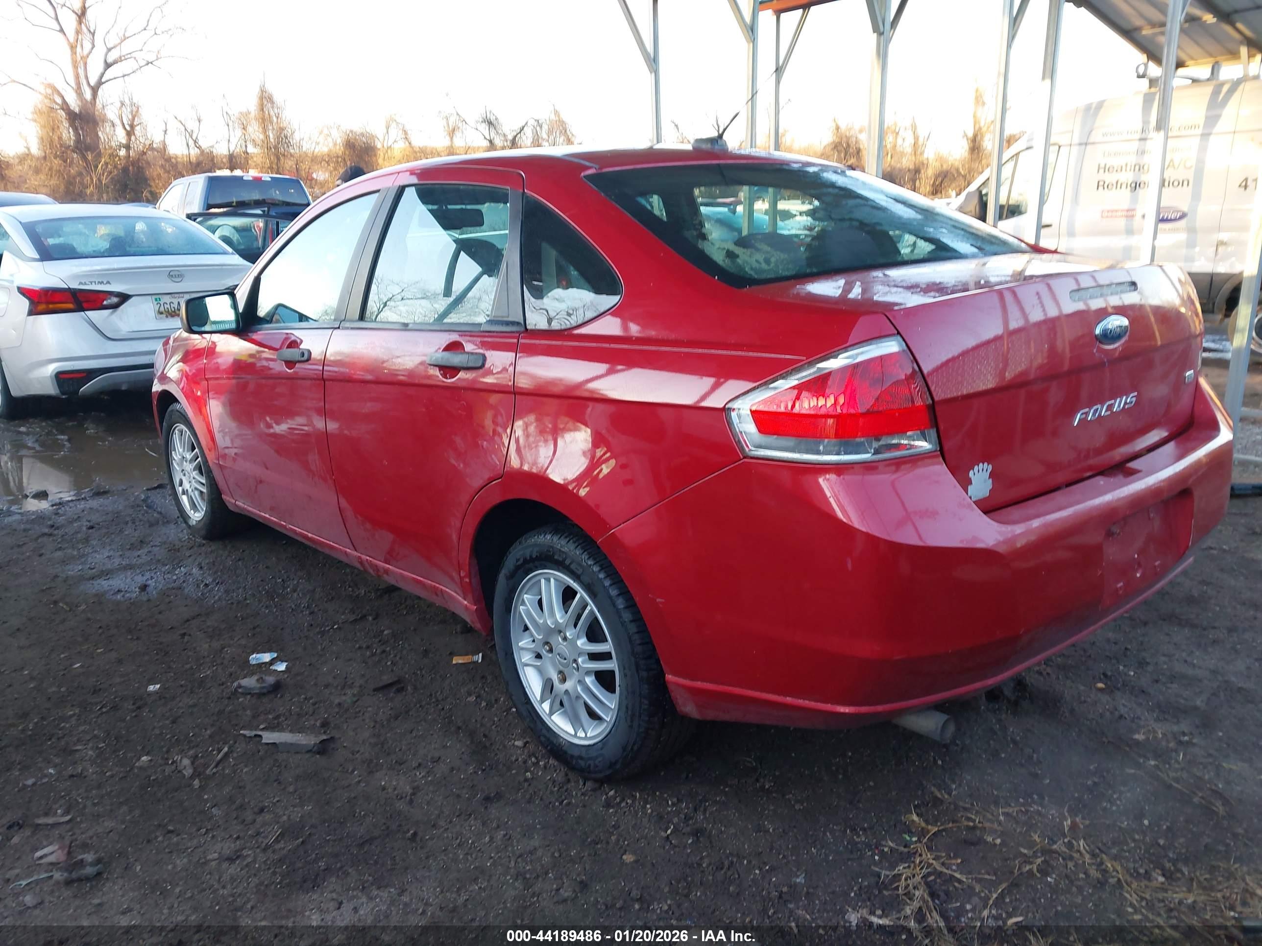 FORD FOCUS image 3