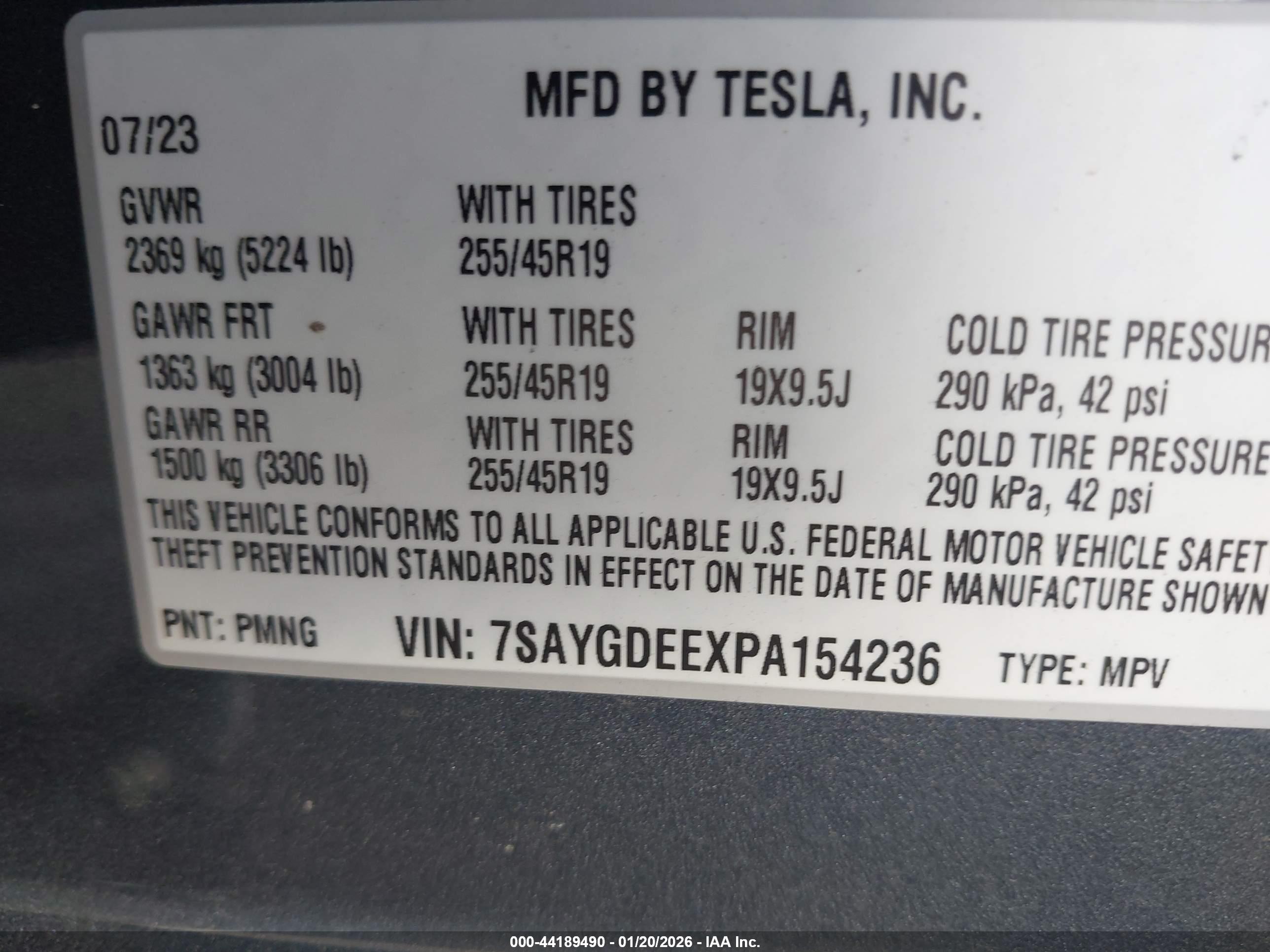 TESLA MODEL image 9
