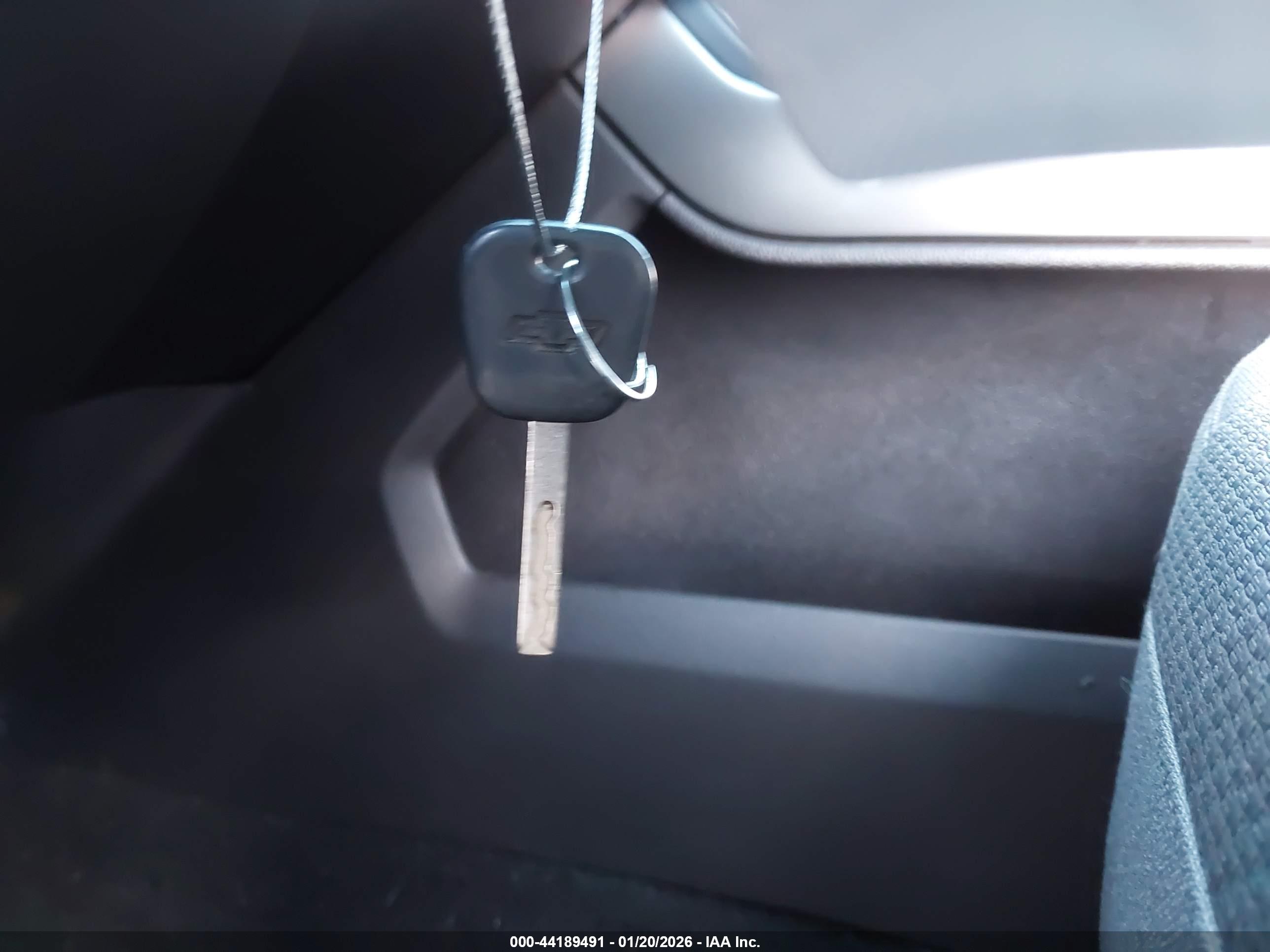 CHEVROLET SILVERADO image 11