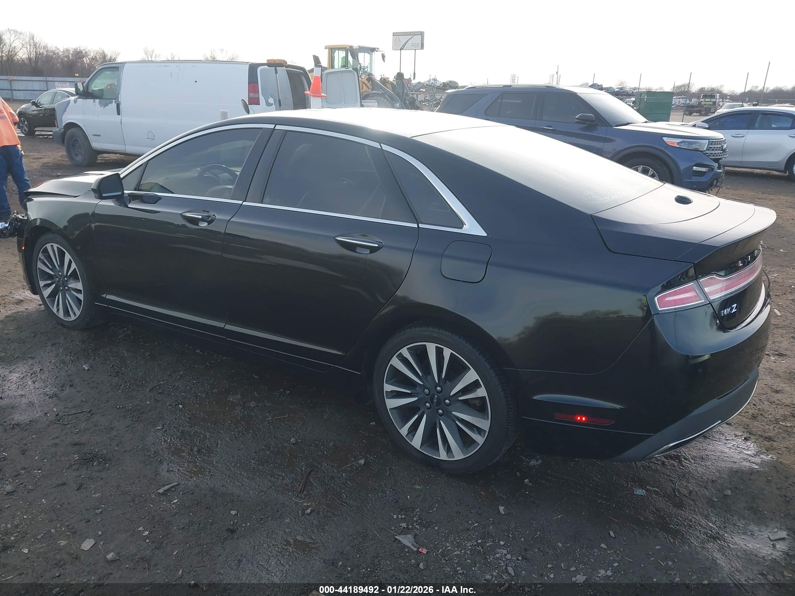 LINCOLN MKZ image 3