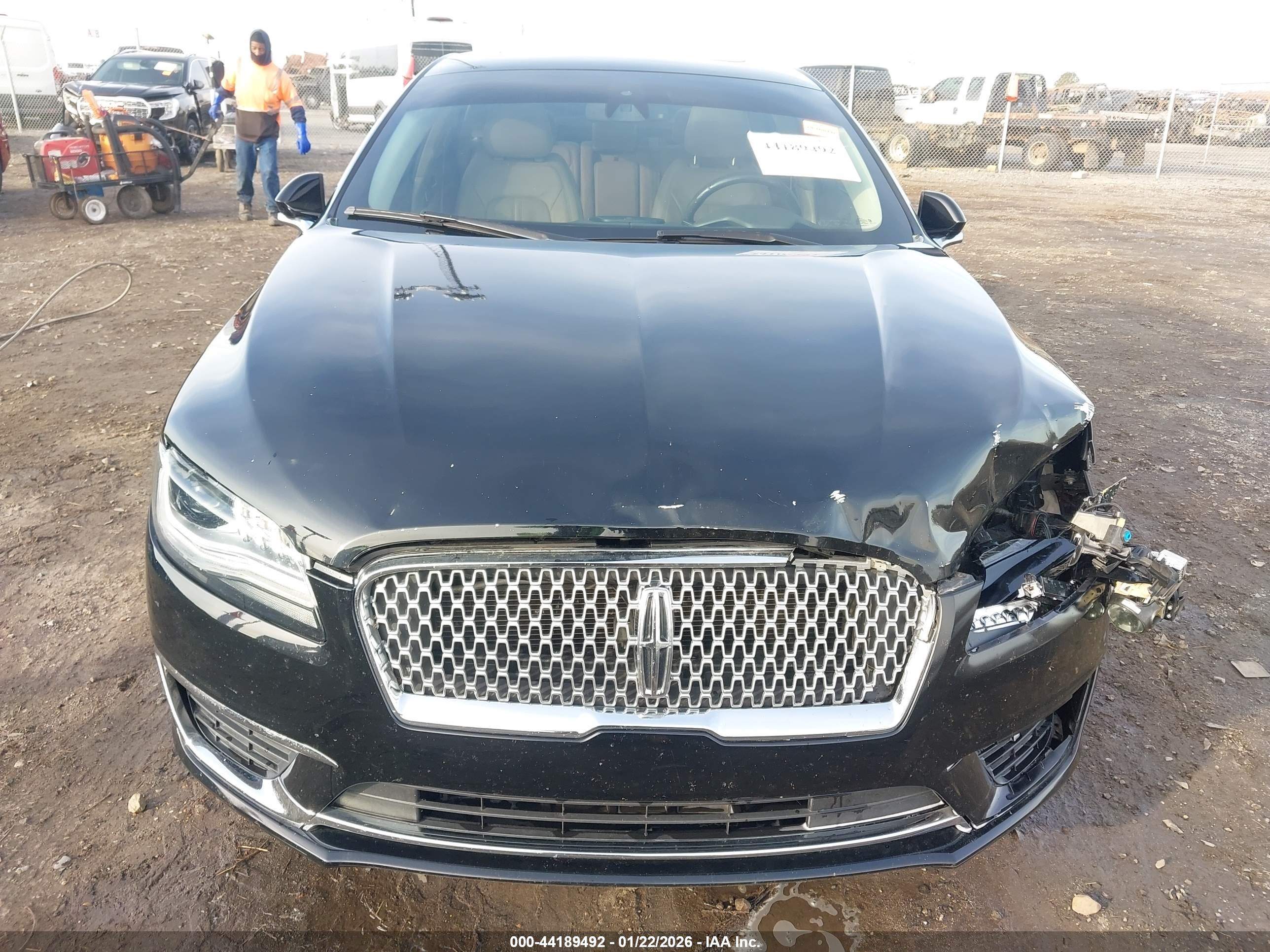 LINCOLN MKZ image 6