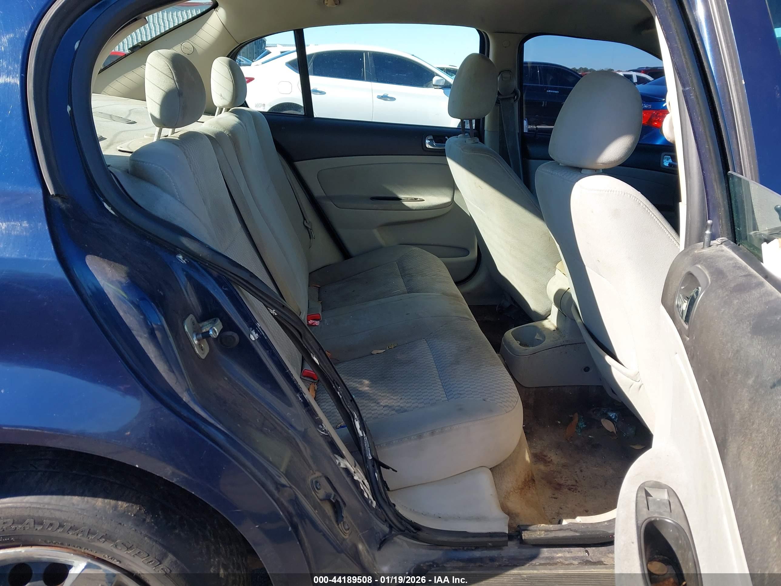 CHEVROLET COBALT image 8