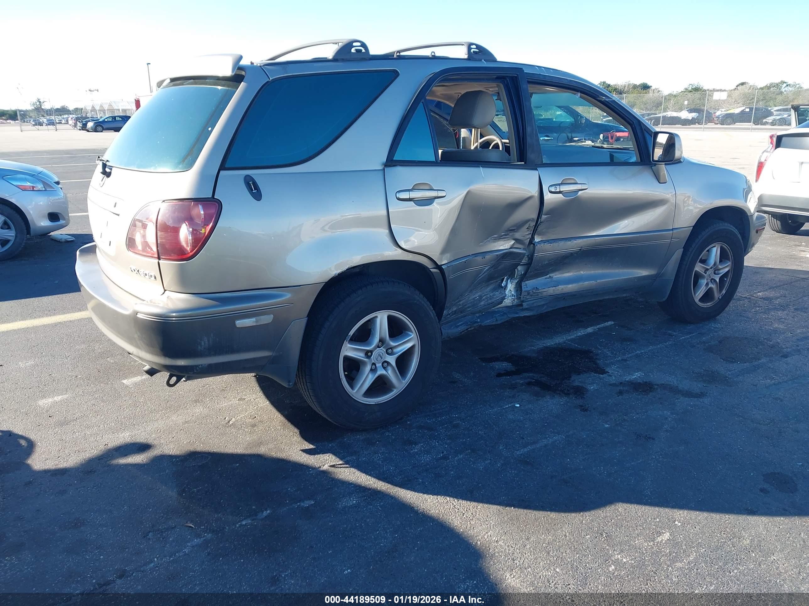 LEXUS RX image 4