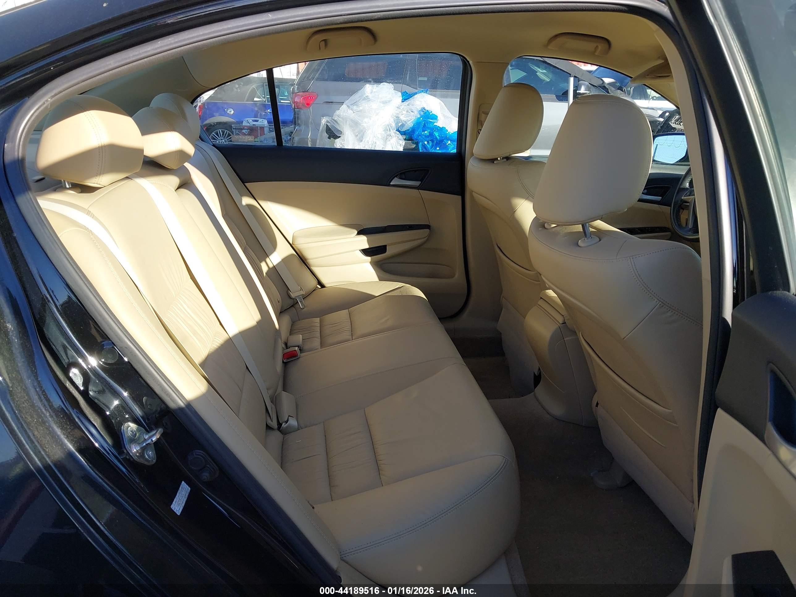 HONDA ACCORD image 8