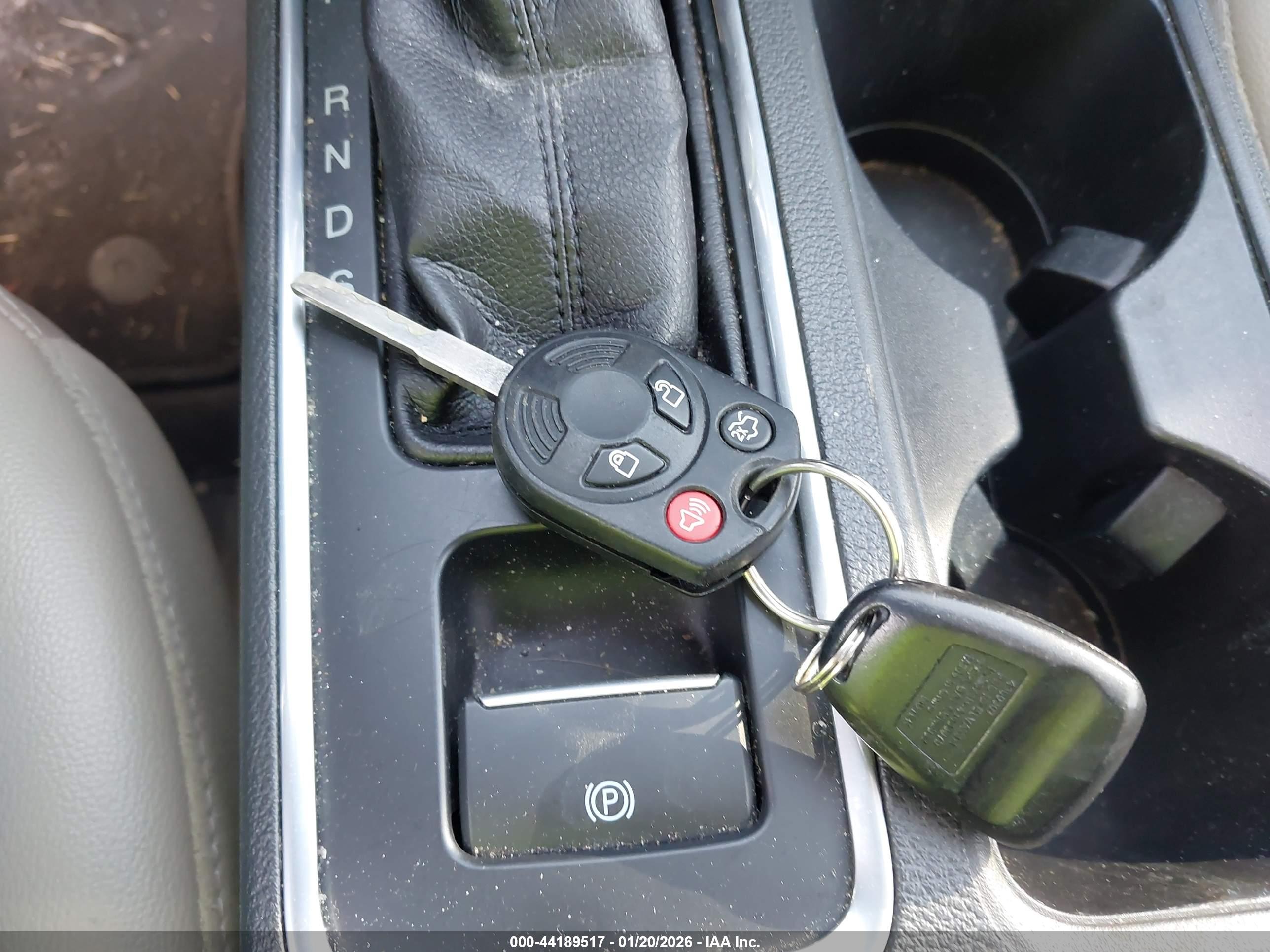 FORD ESCAPE image 11