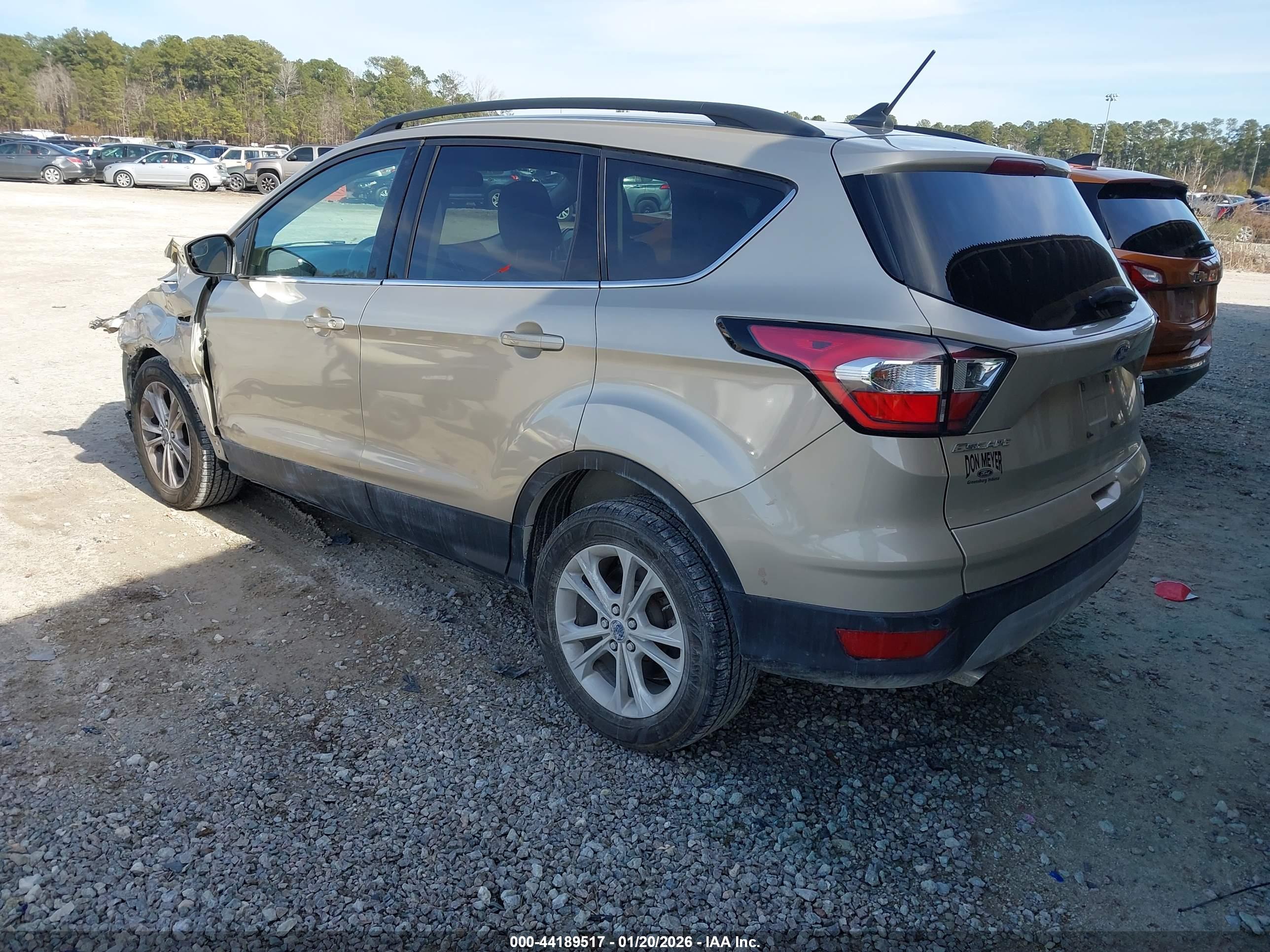 FORD ESCAPE image 3