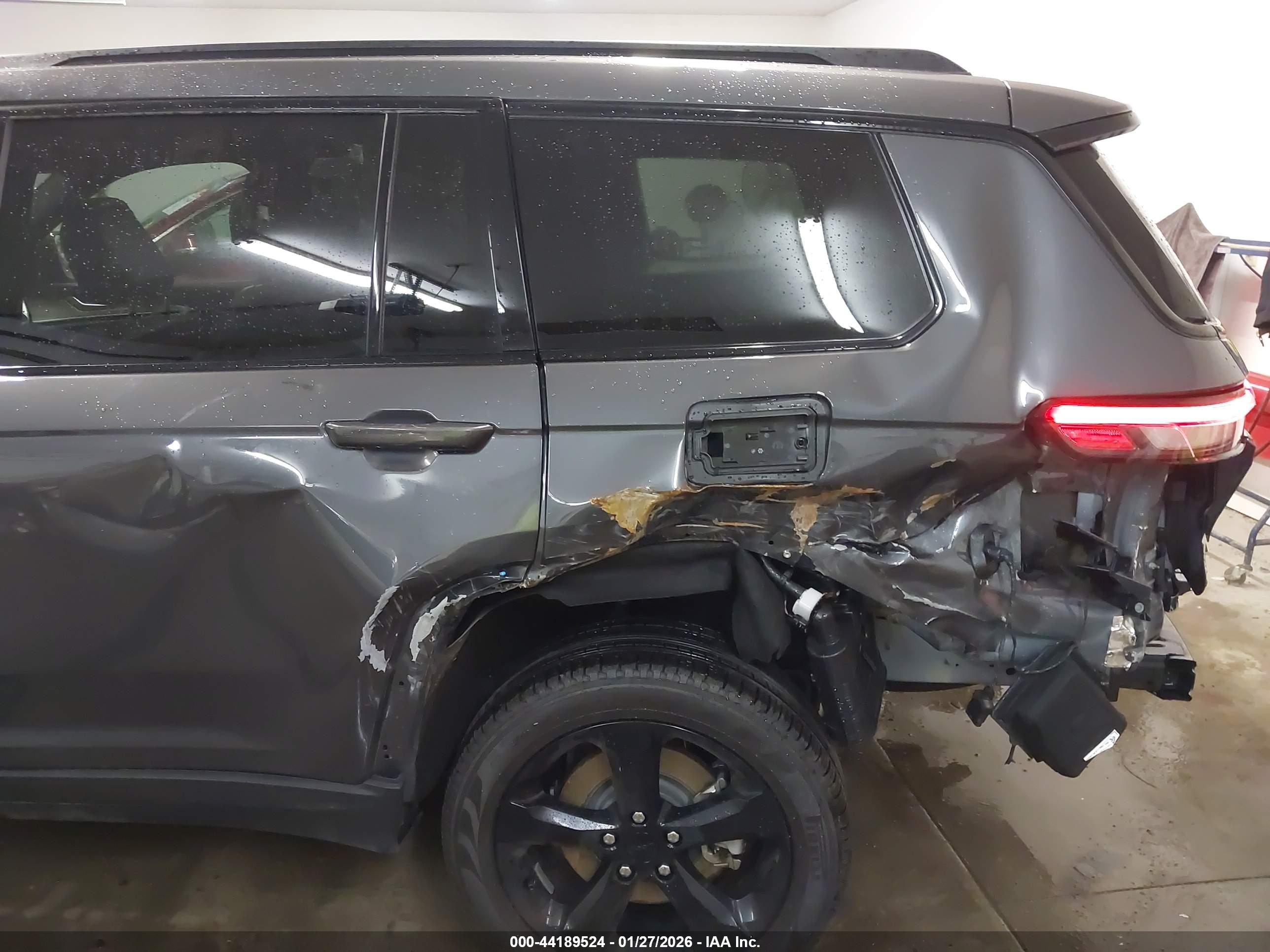 JEEP GRAND image 6