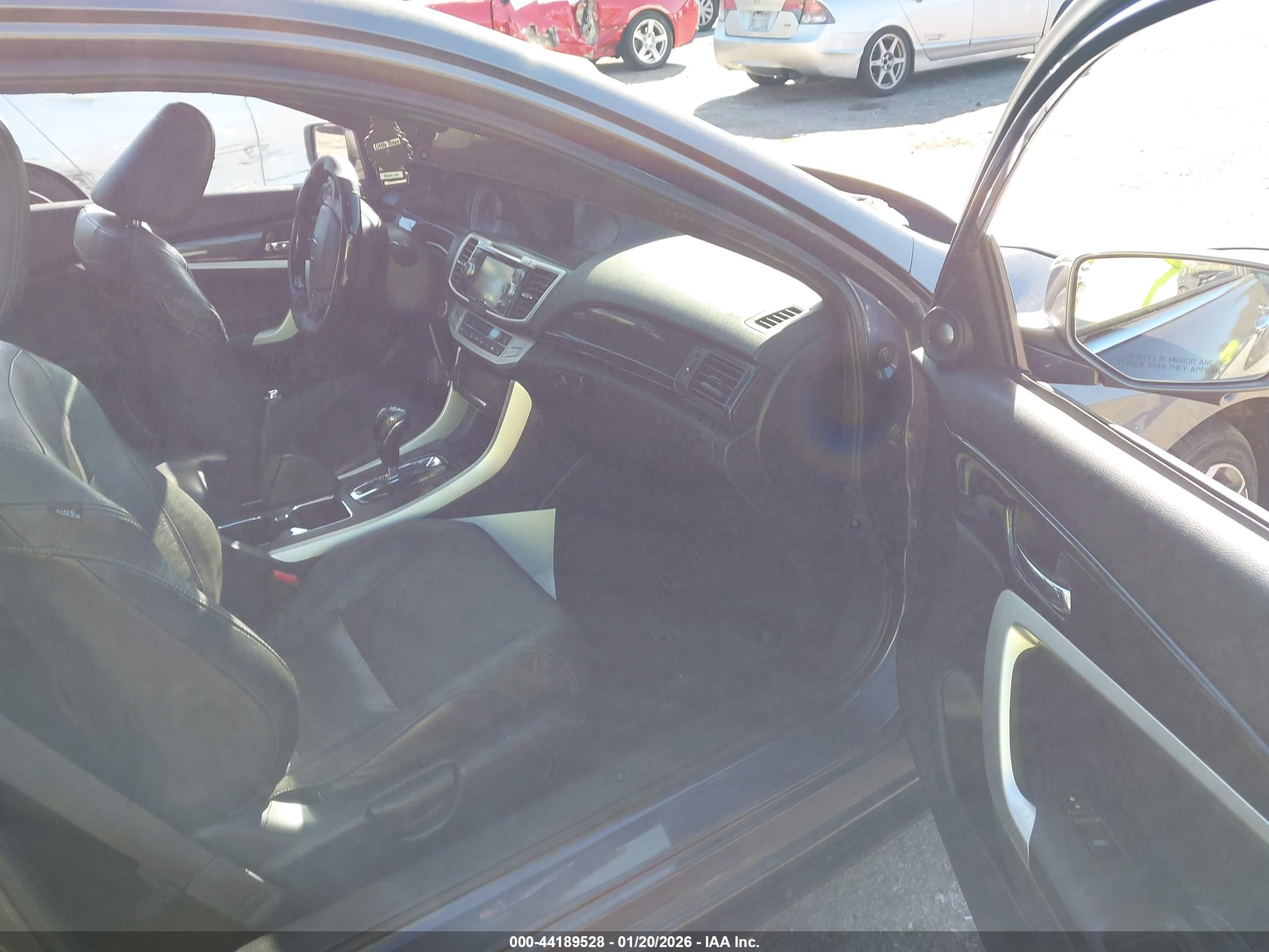 HONDA ACCORD image 5