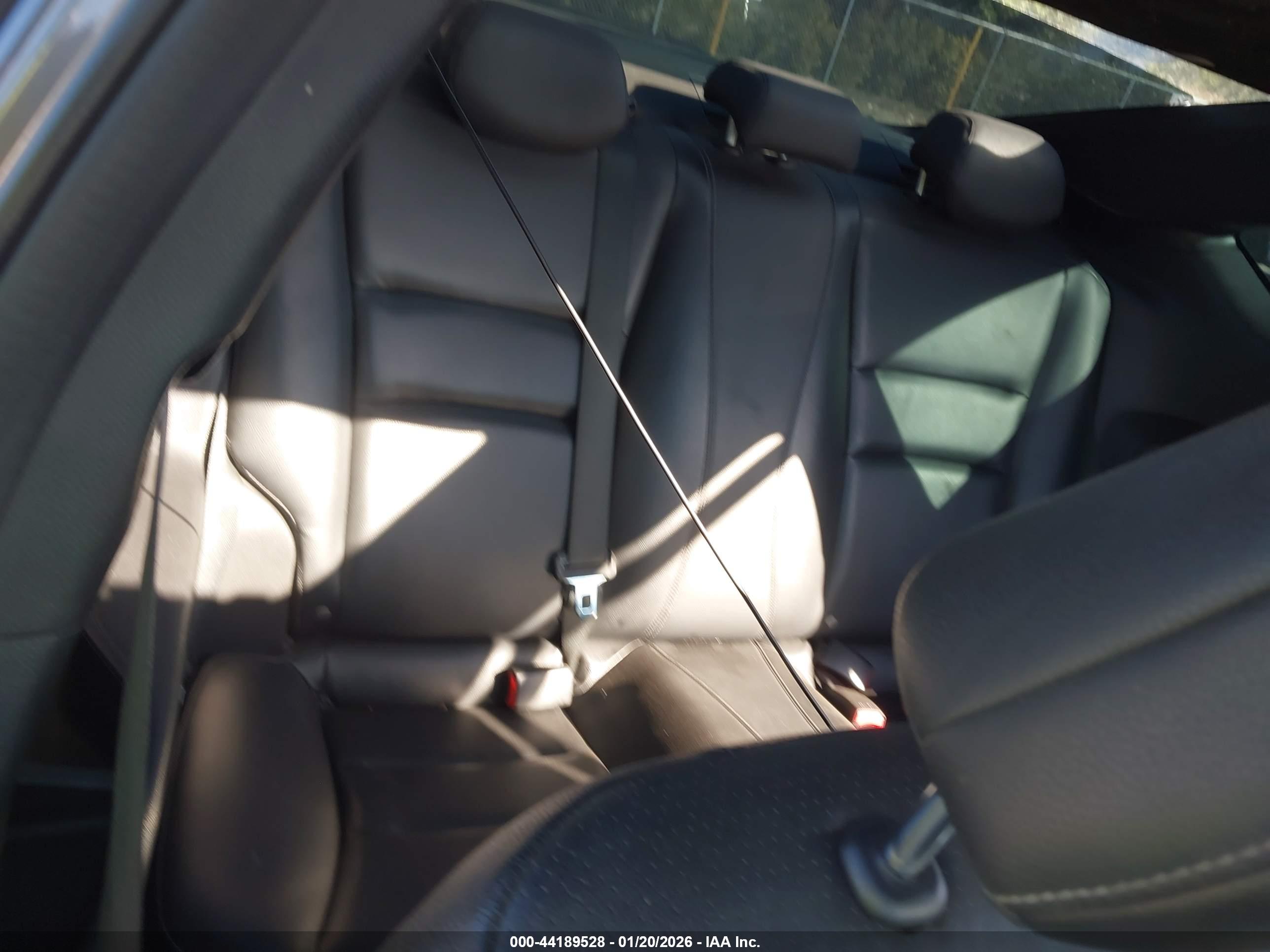 HONDA ACCORD image 8