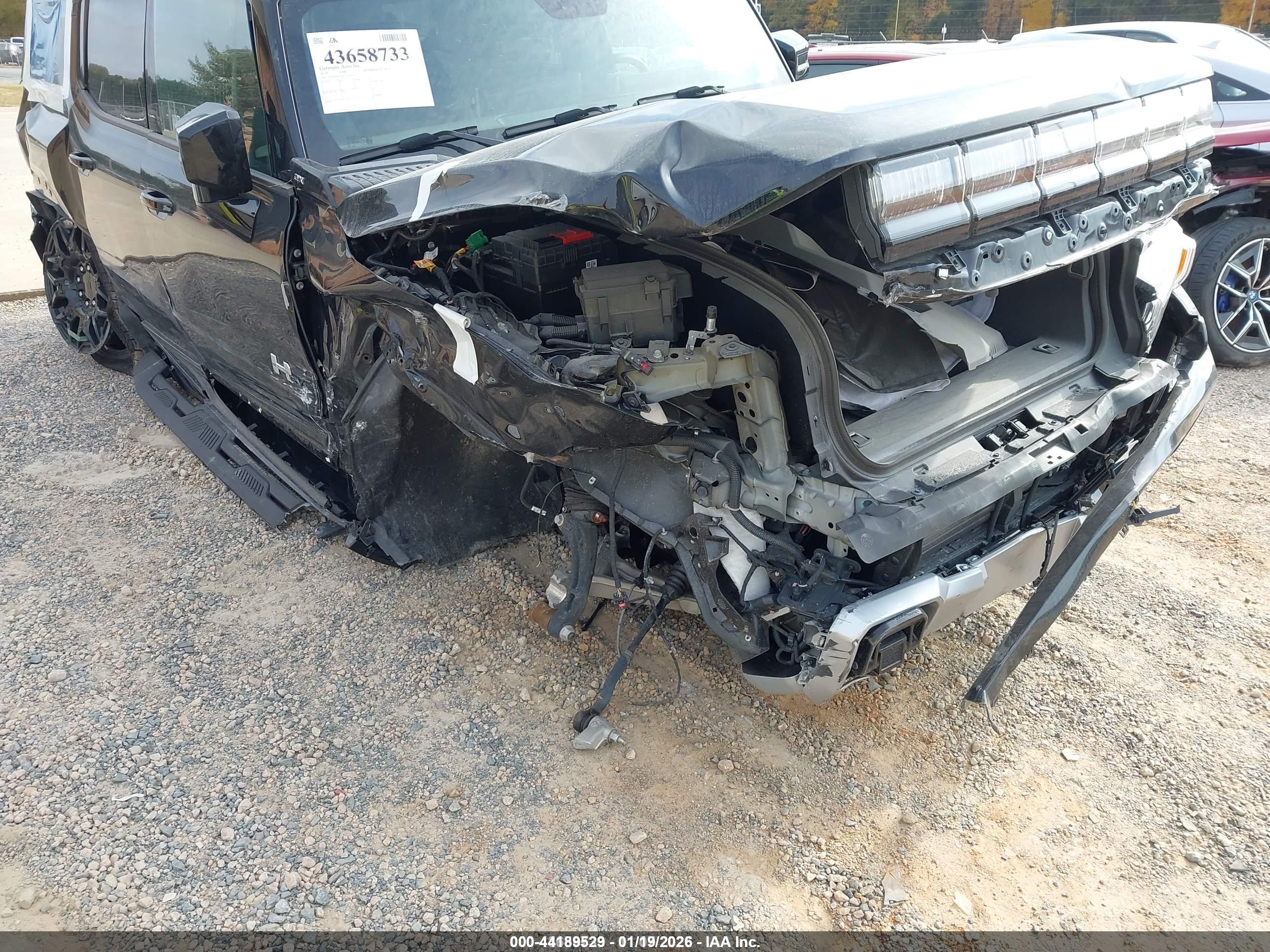 GMC HUMMER image 6