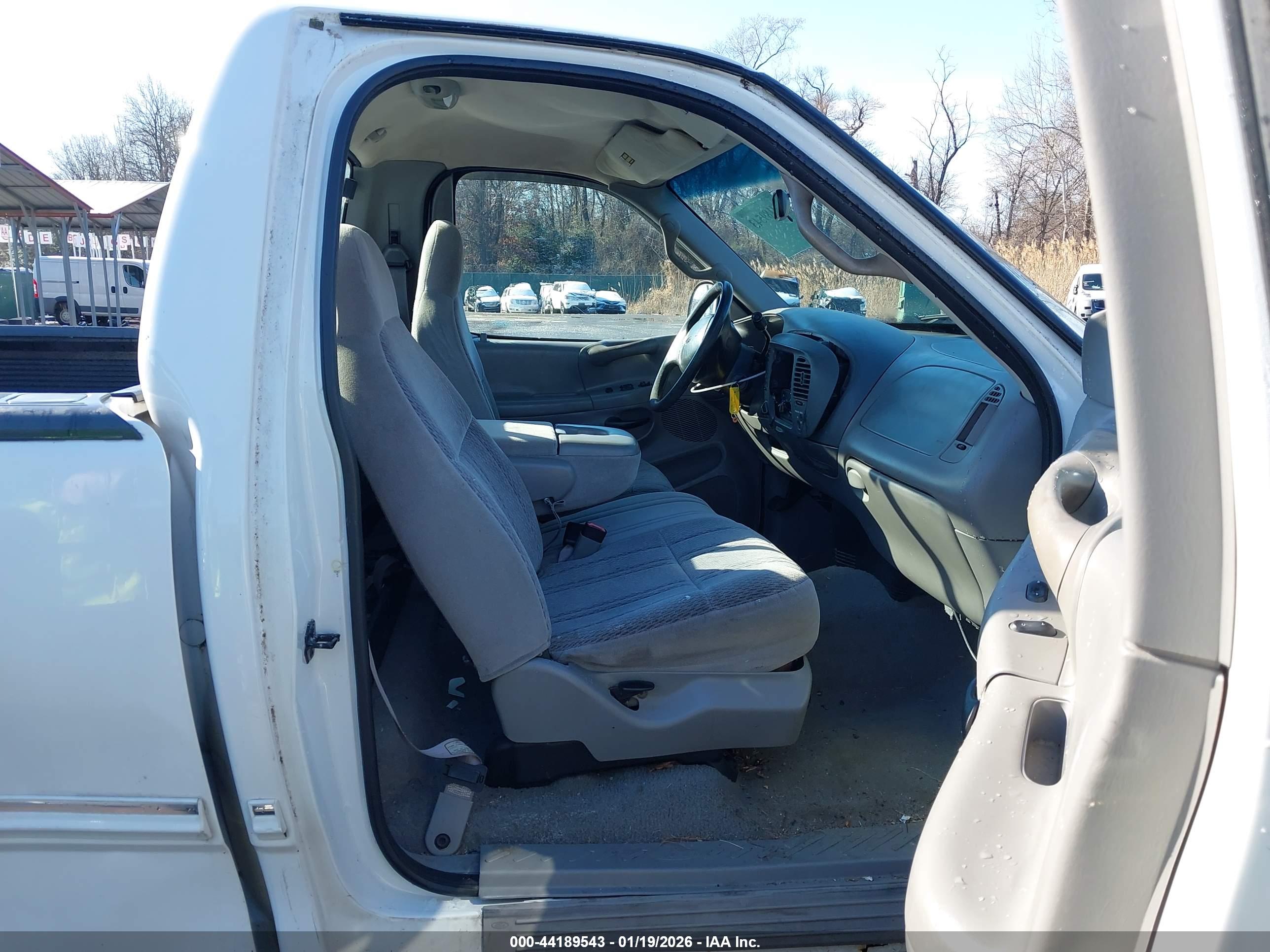 FORD F-150 image 5