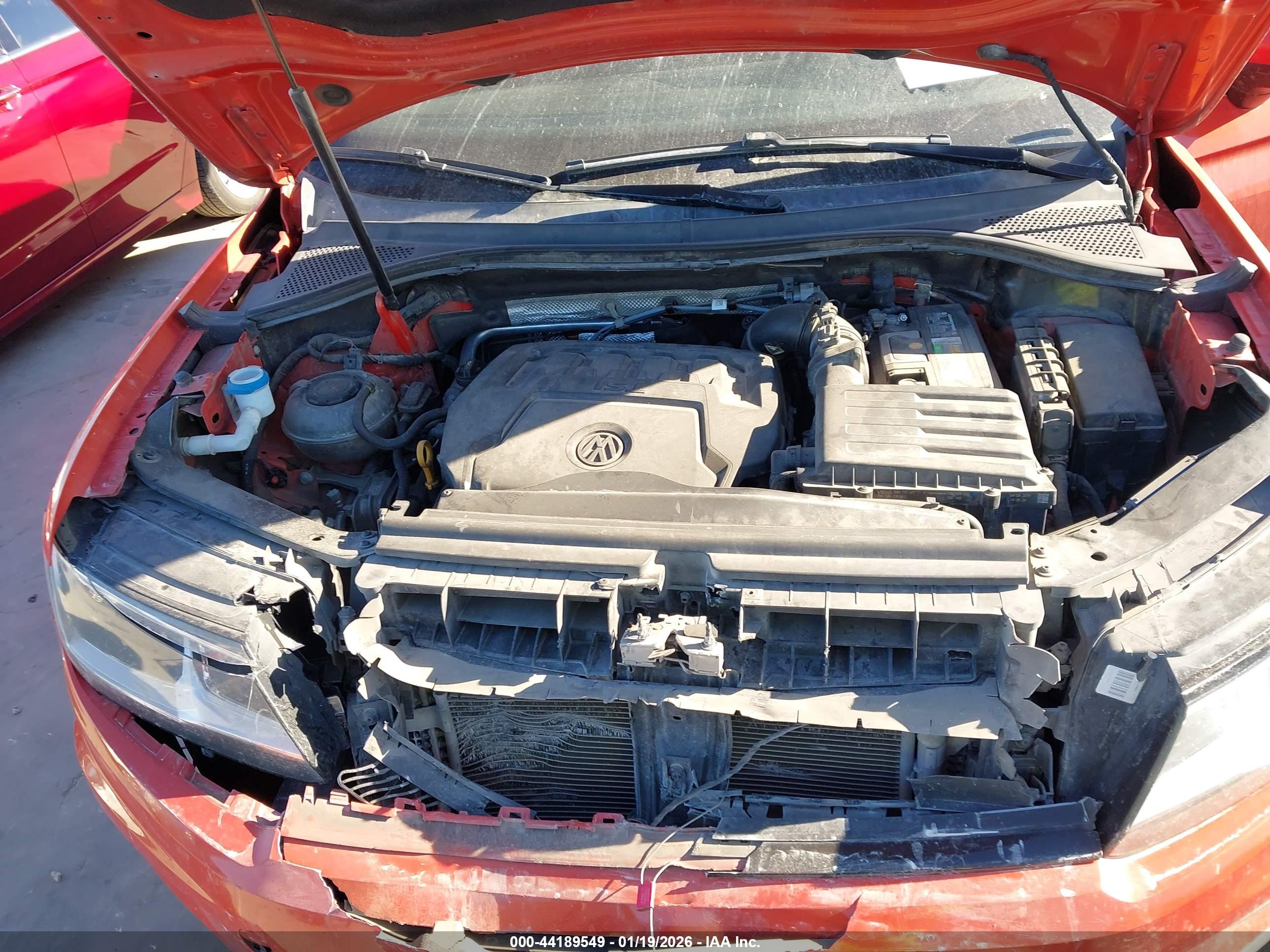 VOLKSWAGEN TIGUAN image 10