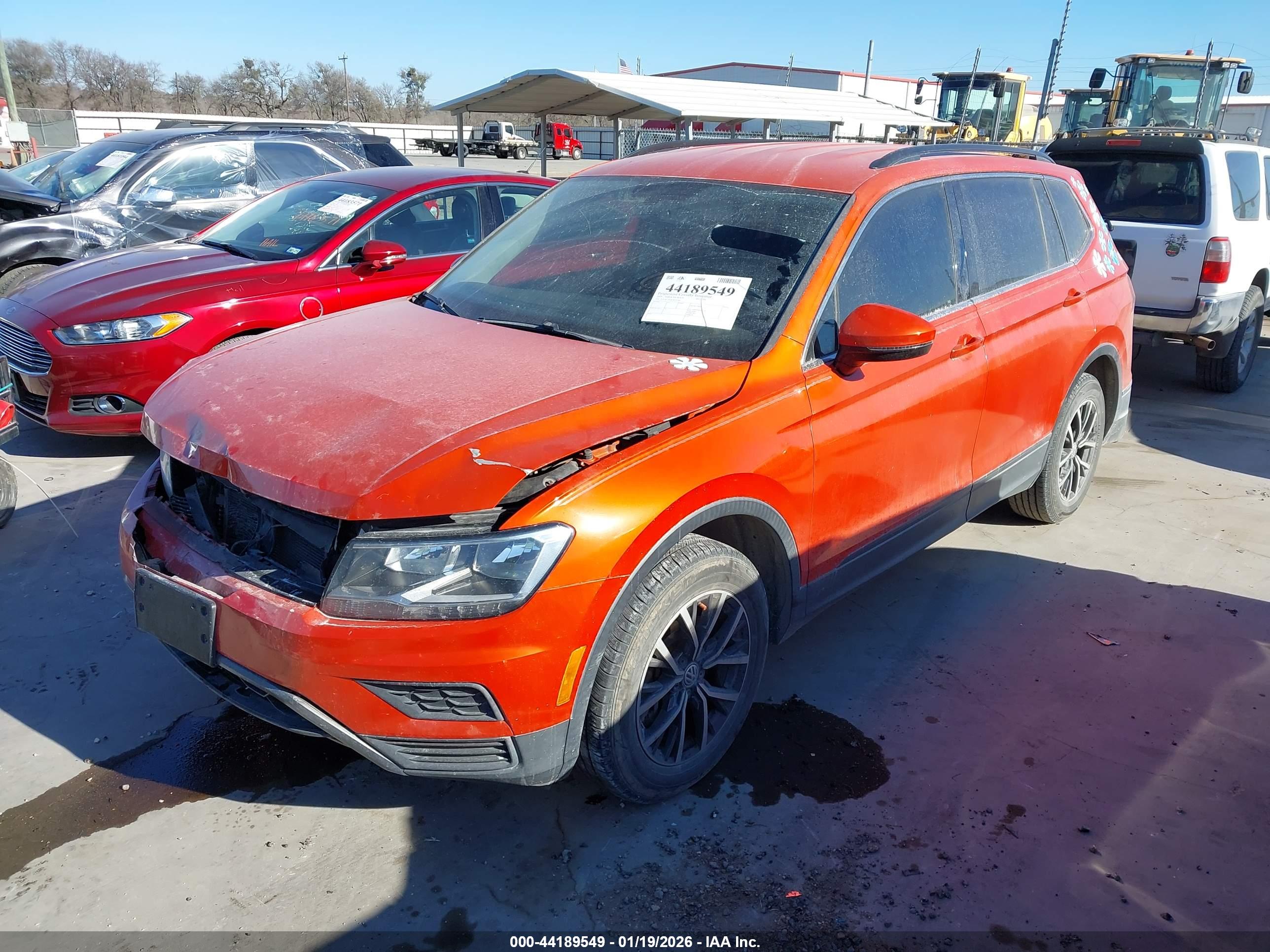 VOLKSWAGEN TIGUAN image 2