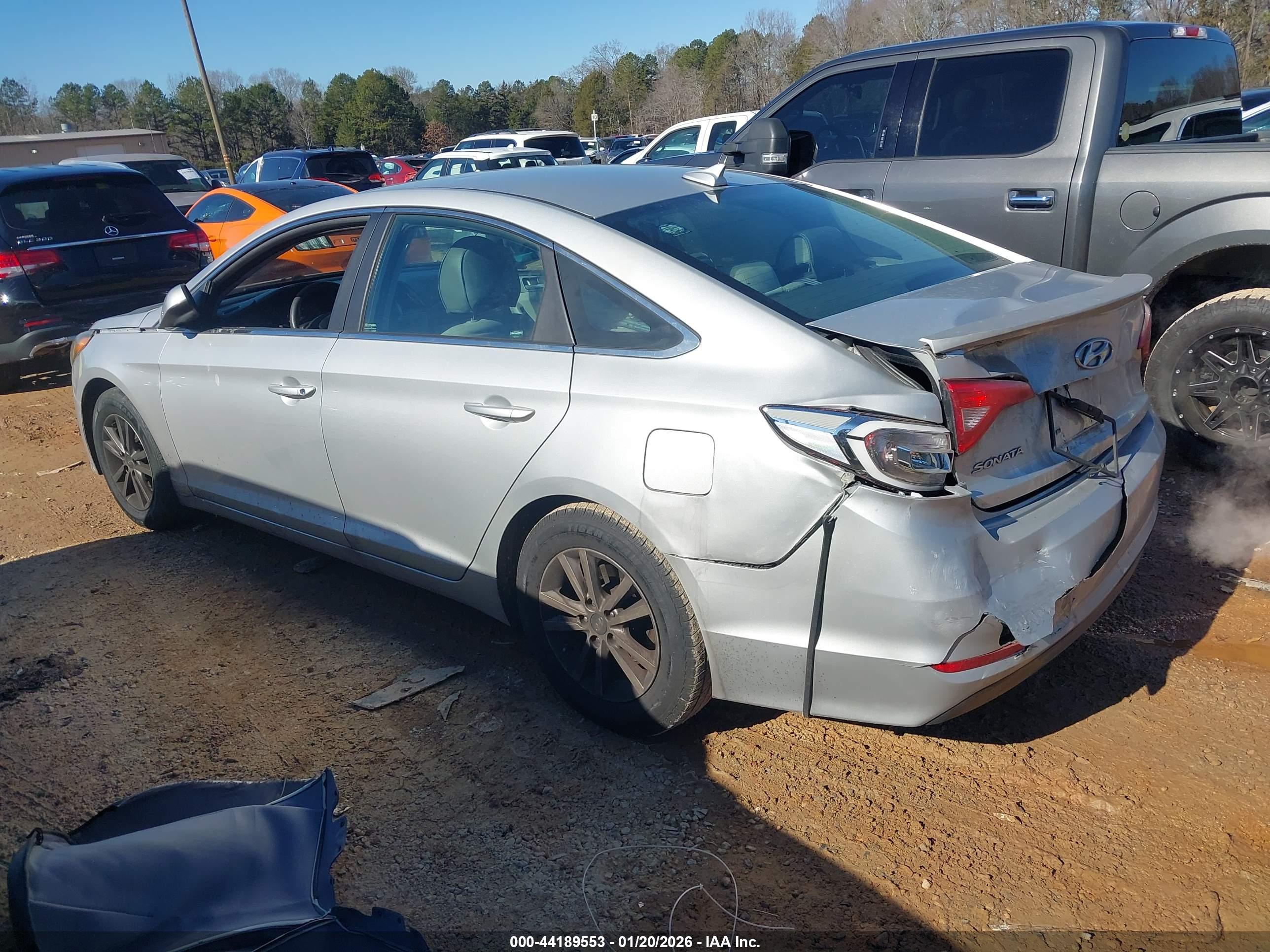 HYUNDAI SONATA image 3
