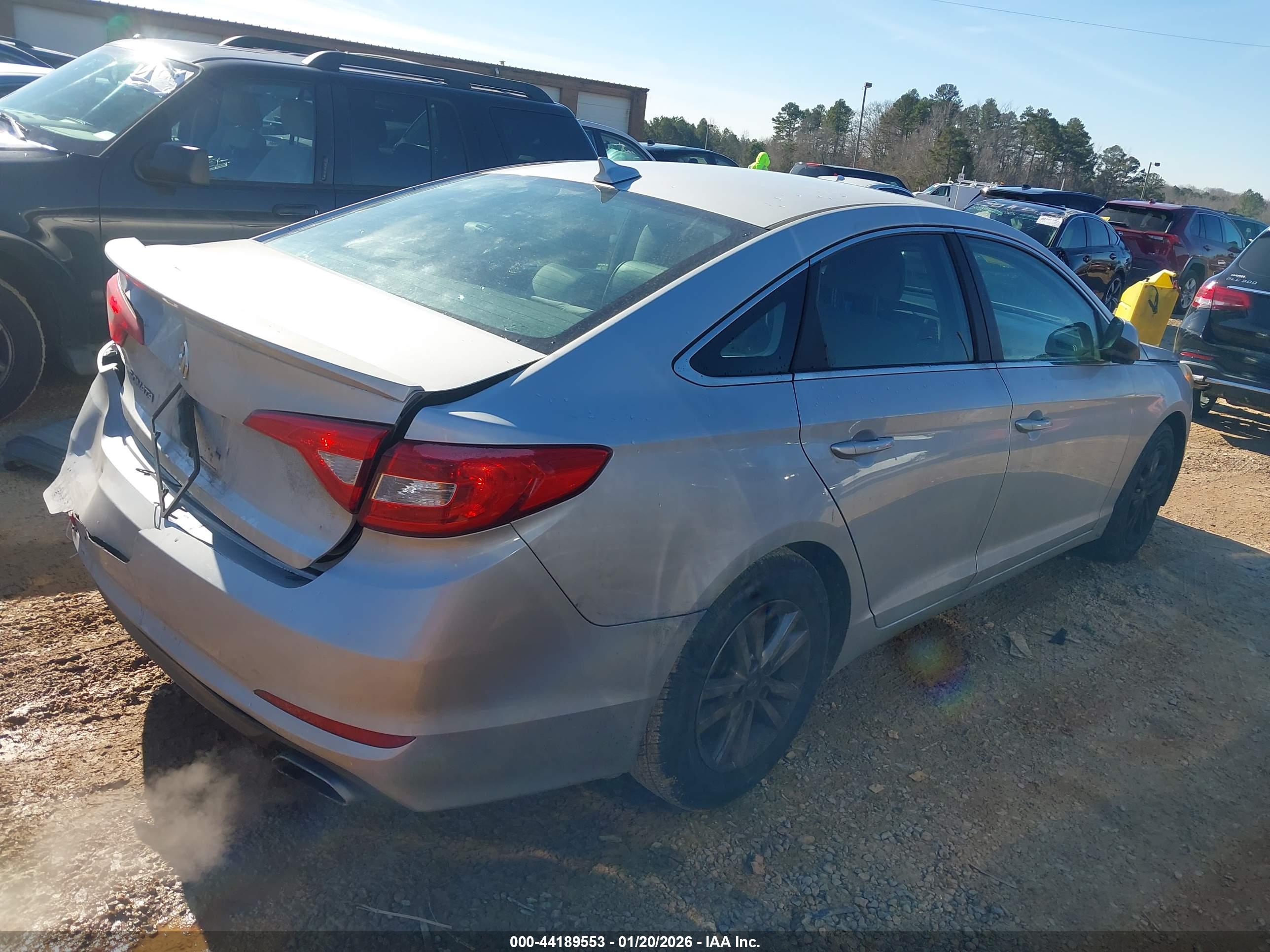HYUNDAI SONATA image 4