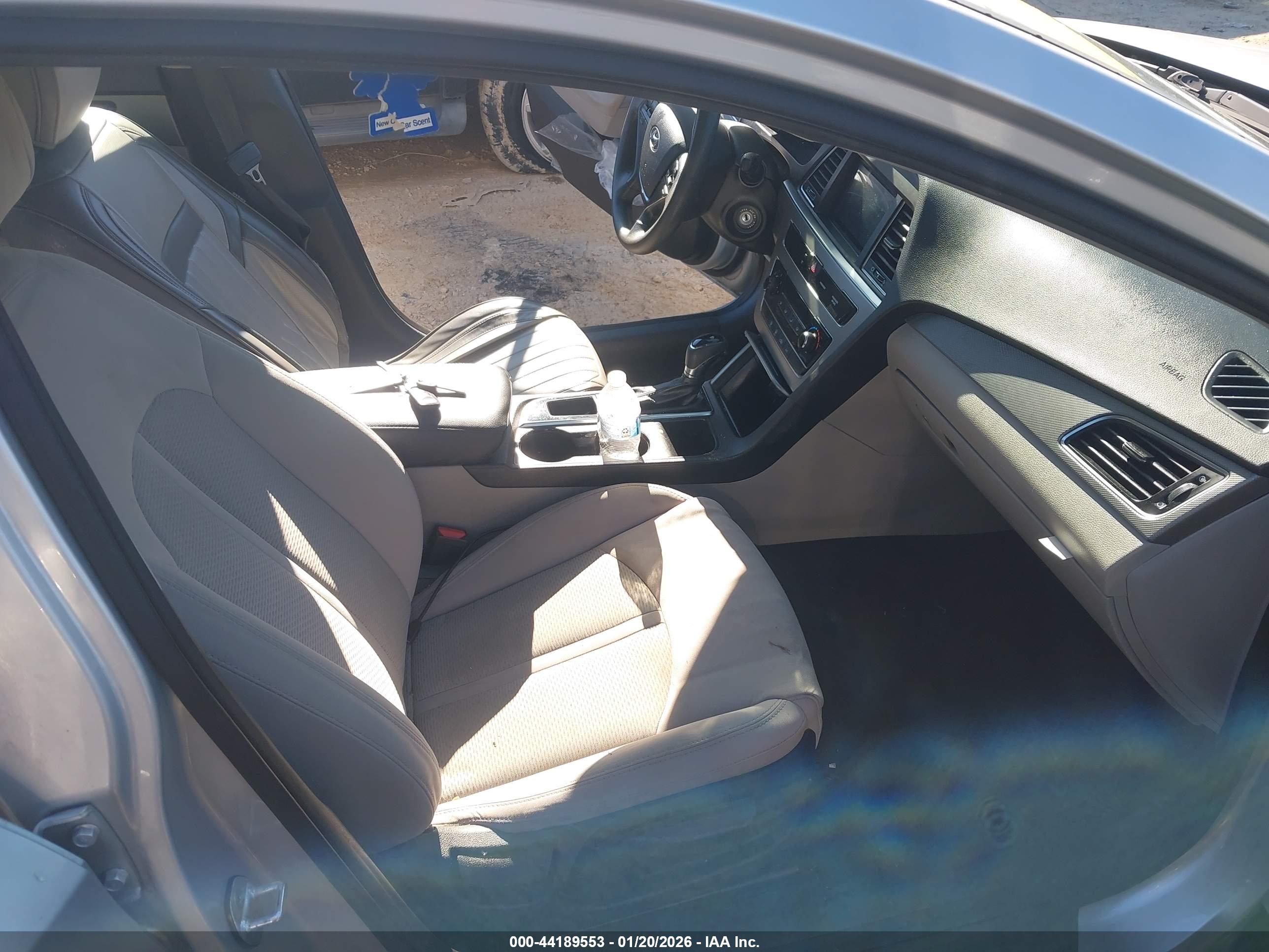 HYUNDAI SONATA image 5