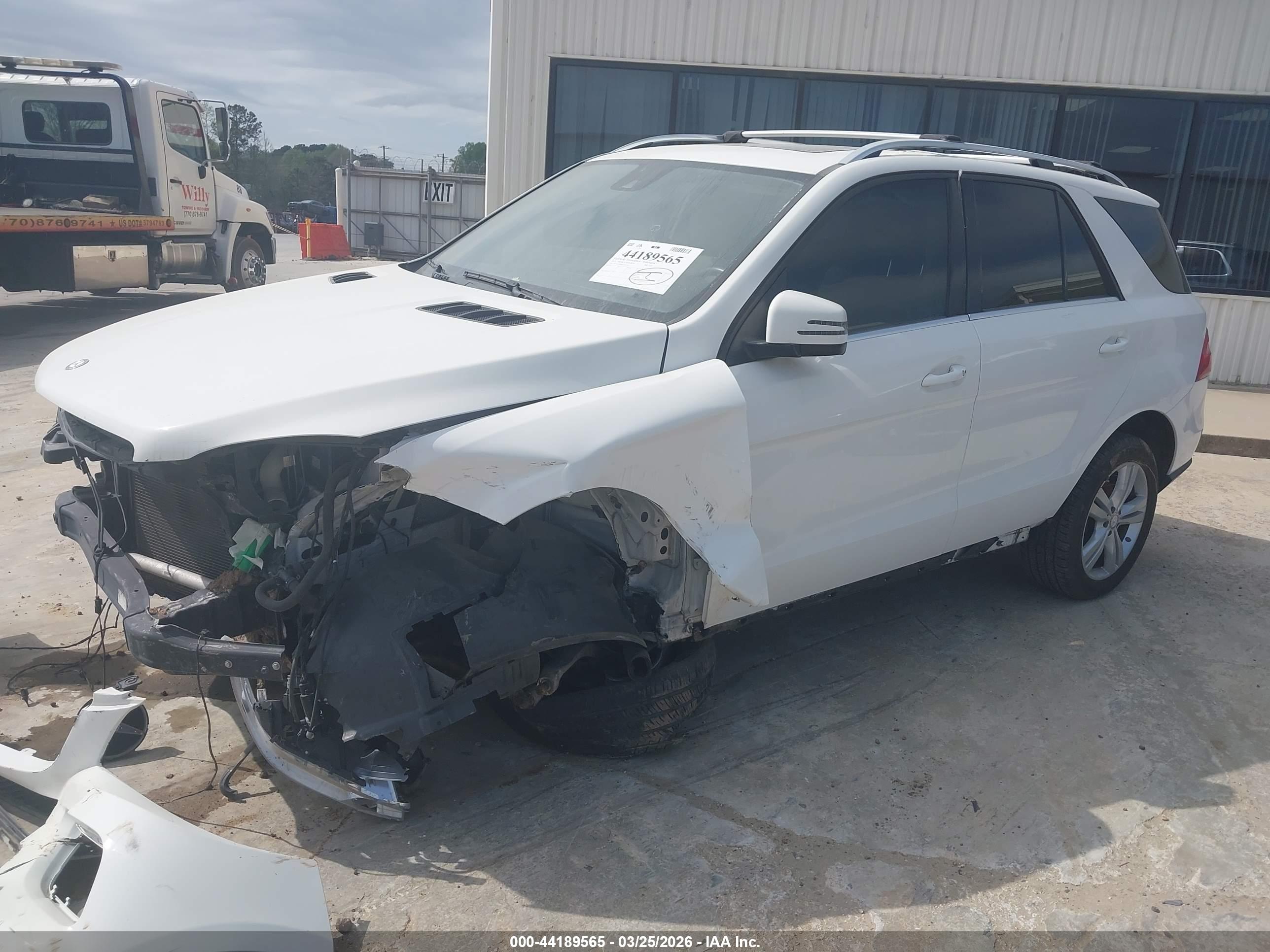 MERCEDES-BENZ ML image 2
