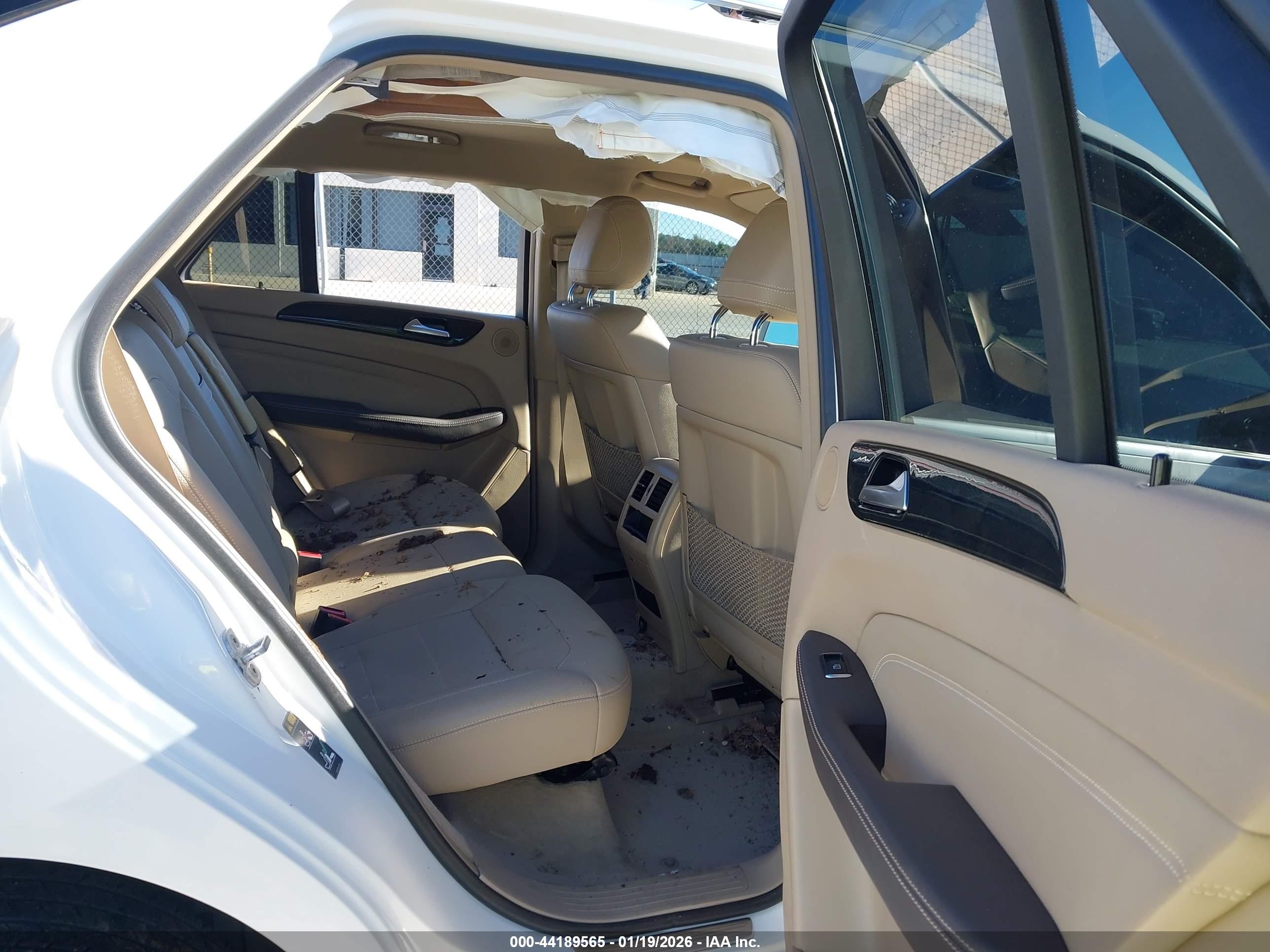 MERCEDES-BENZ ML image 8
