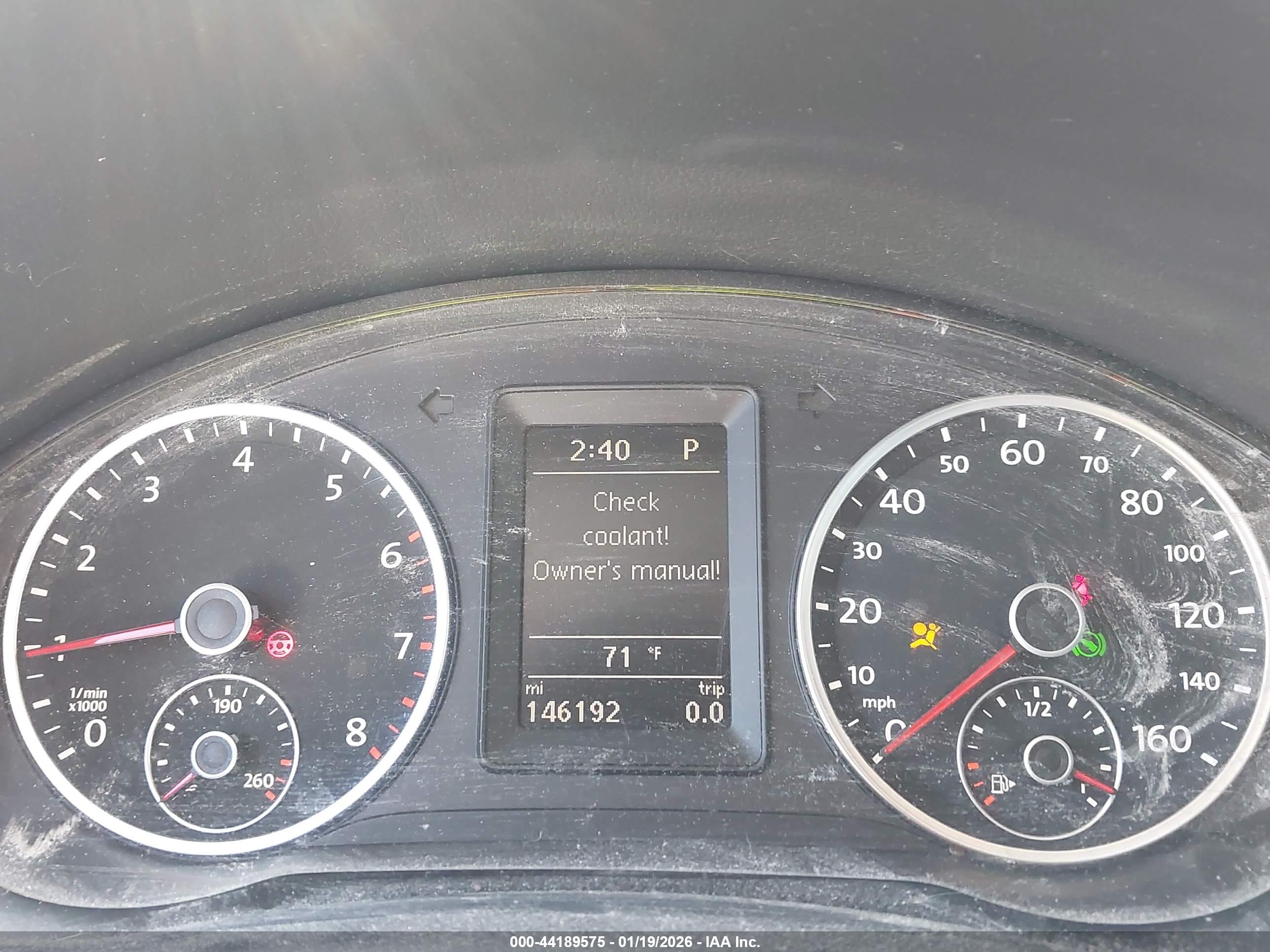 VOLKSWAGEN TIGUAN image 7