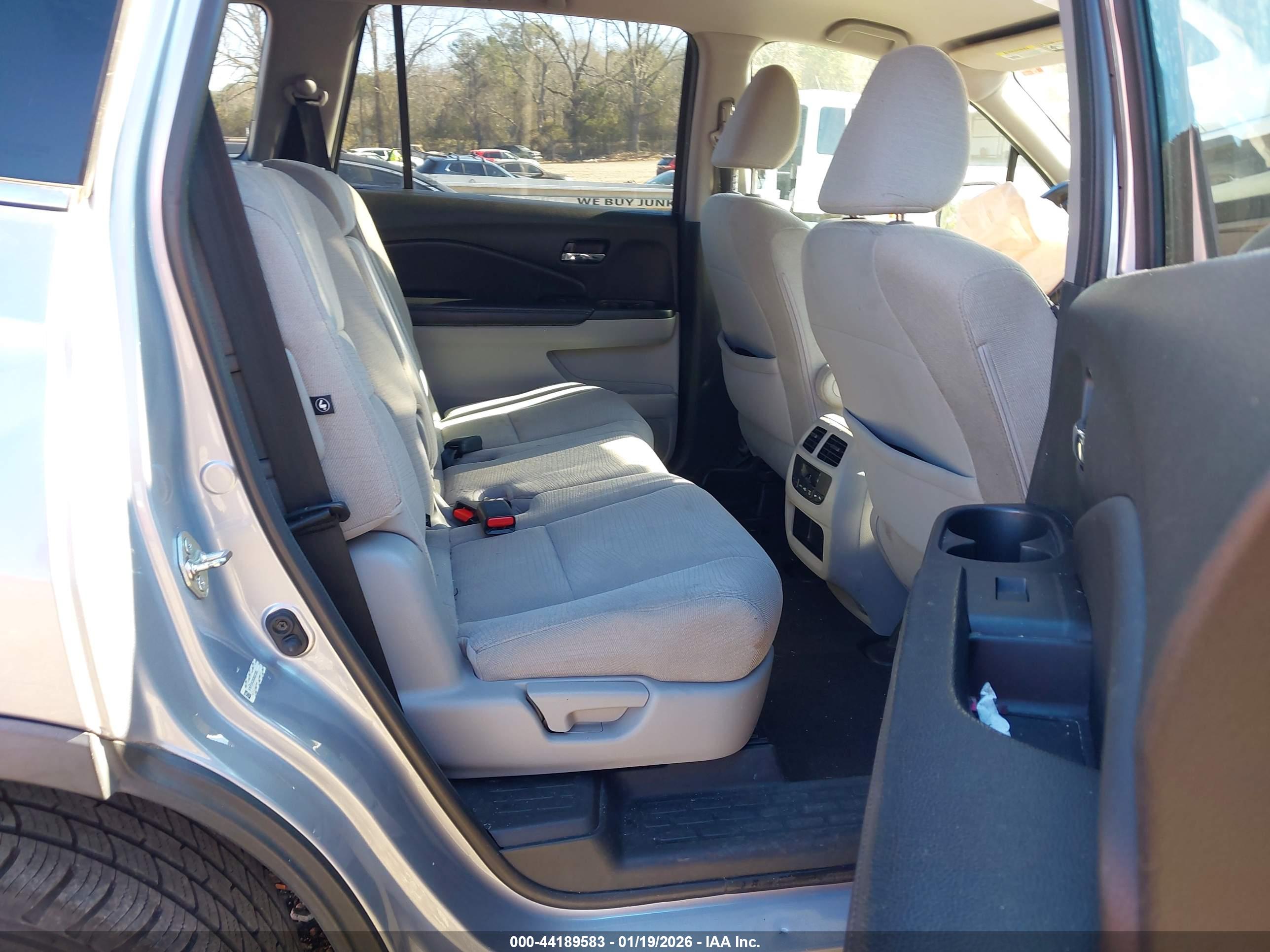 HONDA PILOT image 8