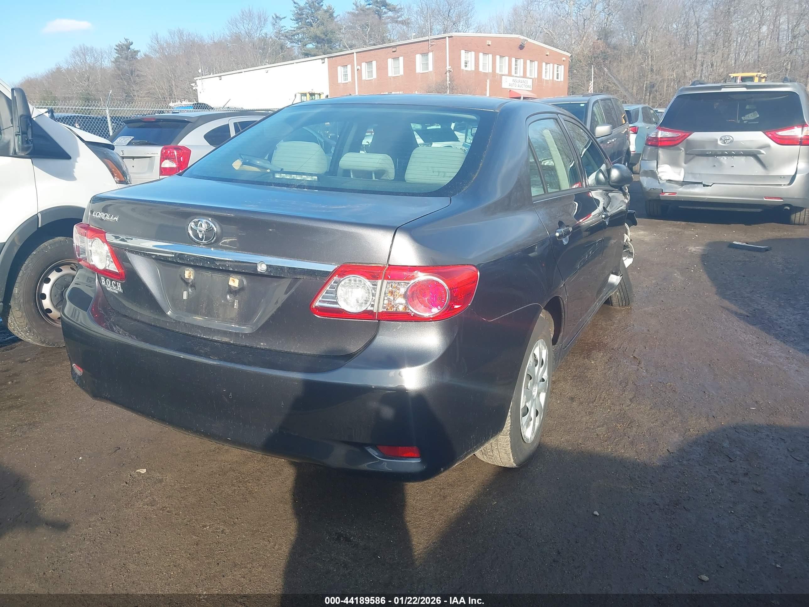 TOYOTA COROLLA image 4