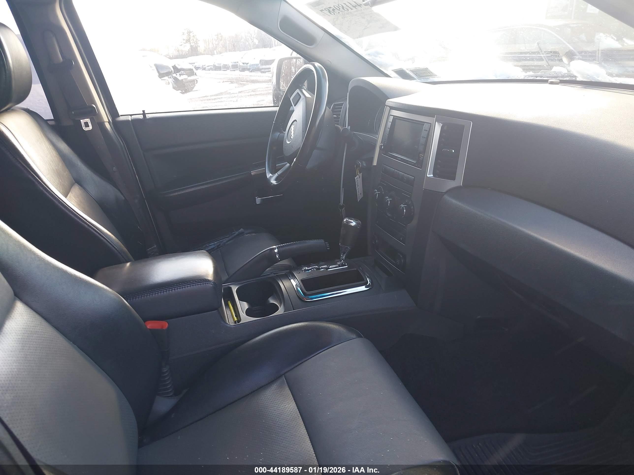 JEEP GRAND image 5