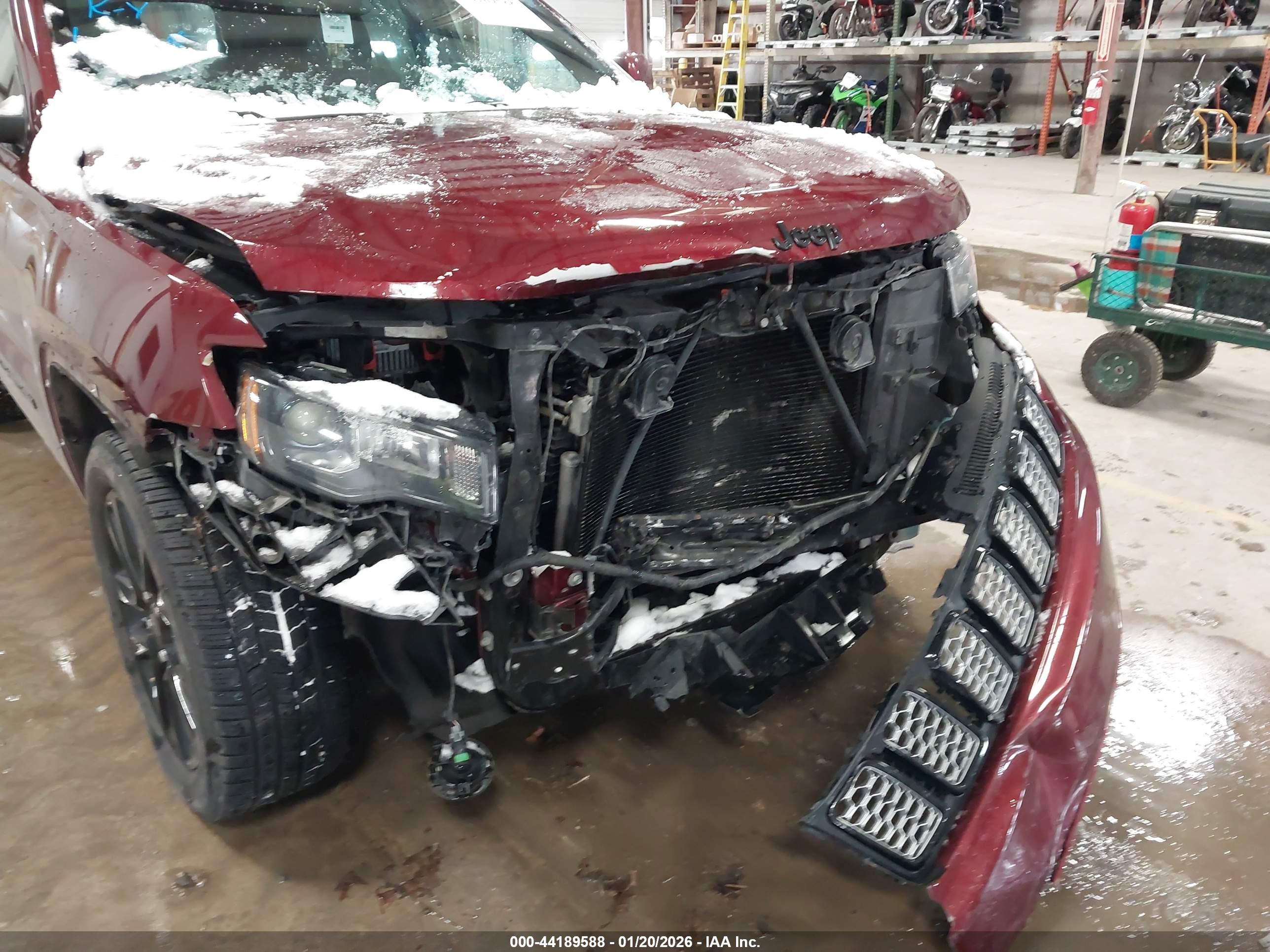JEEP GRAND image 6