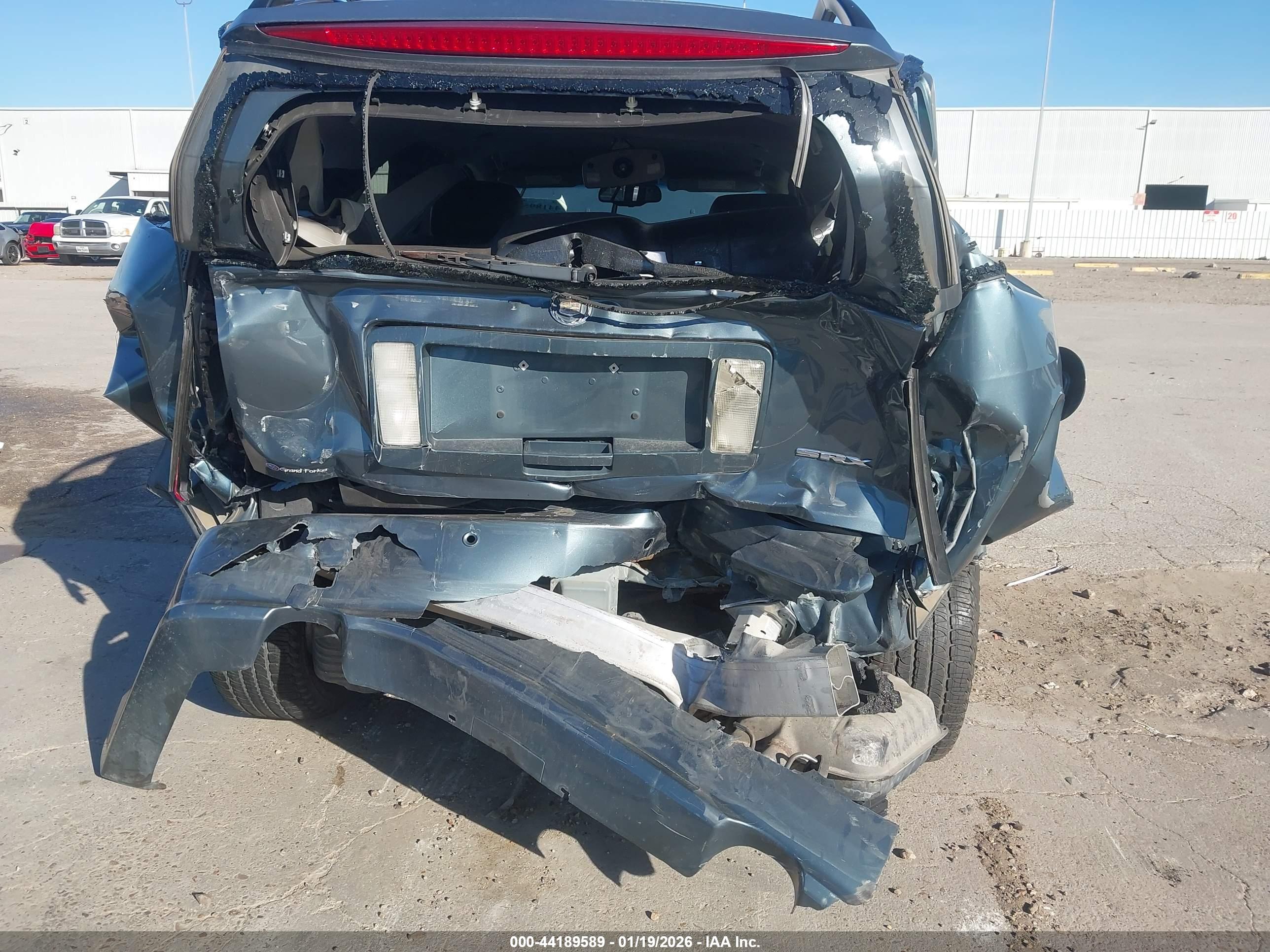 CADILLAC SRX image 6