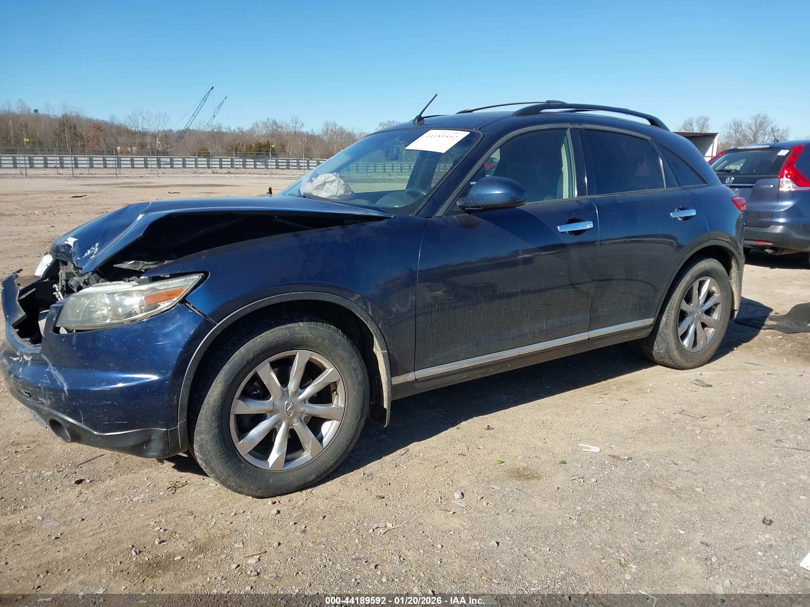 INFINITI FX35 image 2