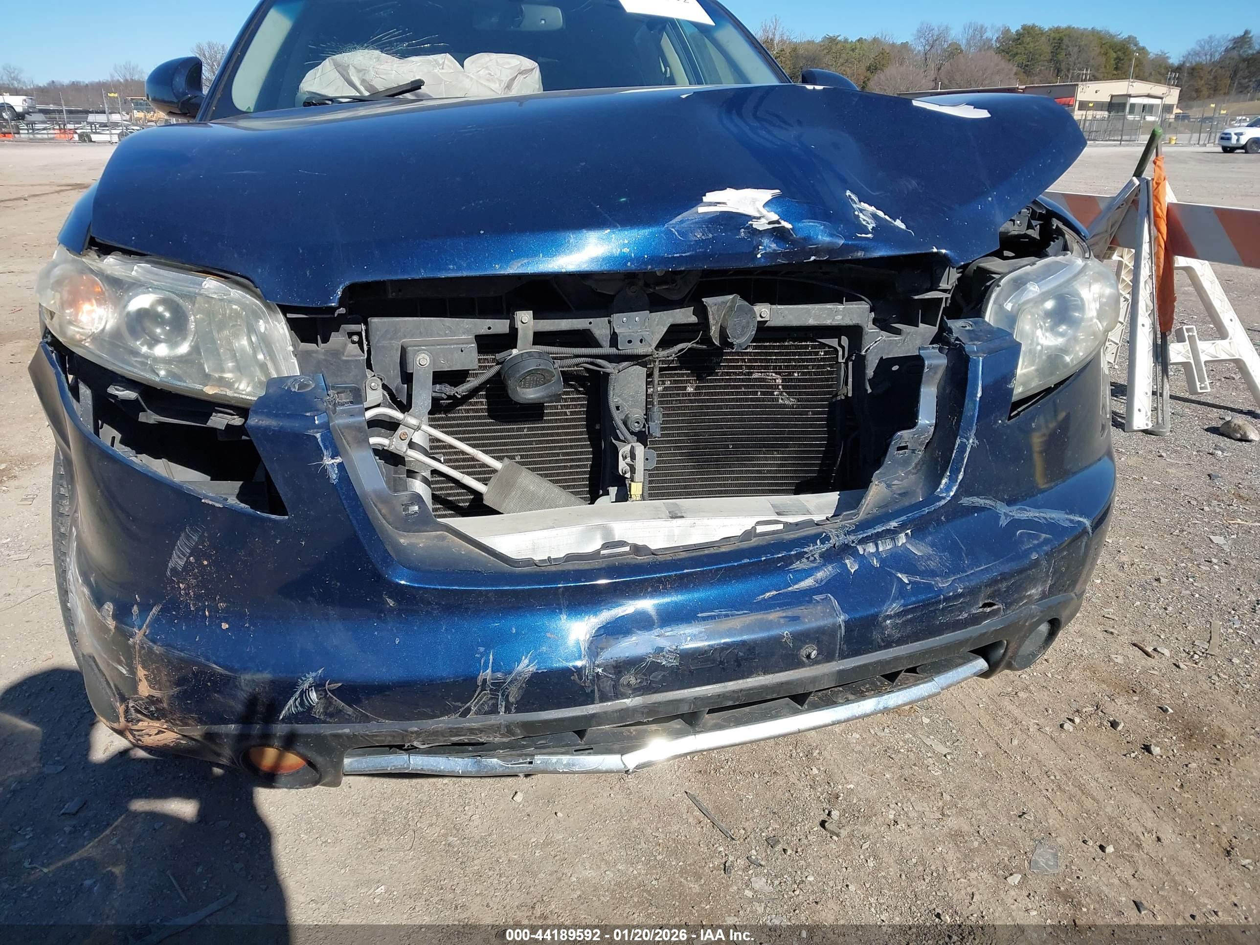 INFINITI FX35 image 6