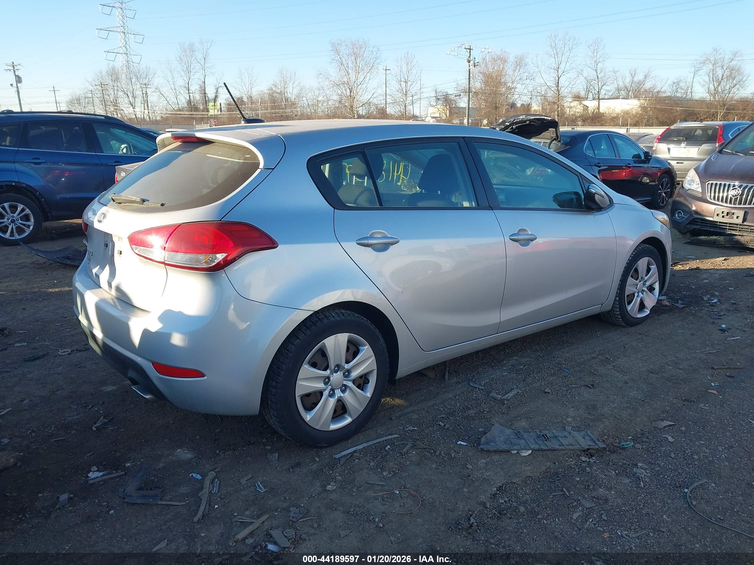 KIA FORTE image 4