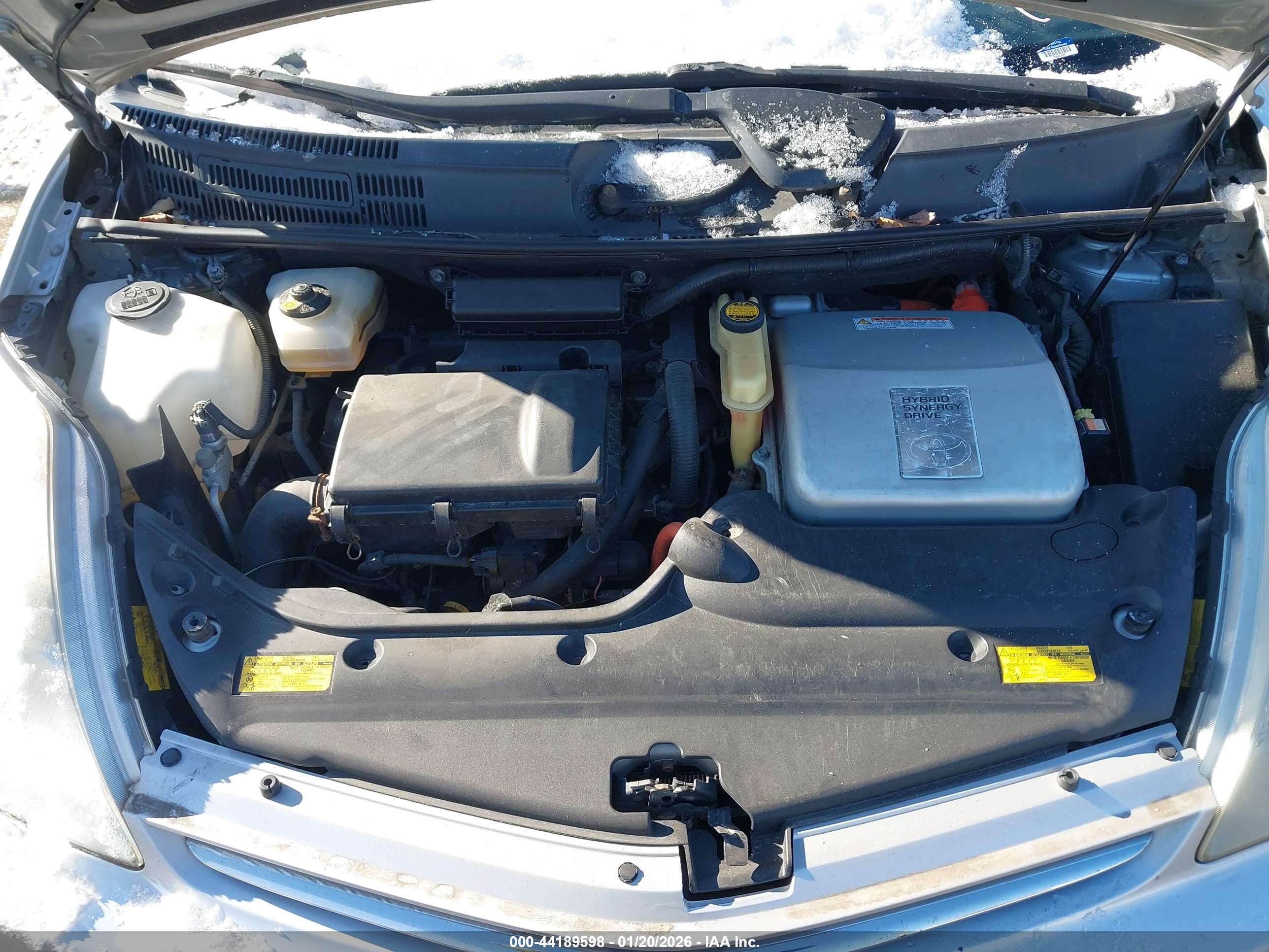 TOYOTA PRIUS image 10
