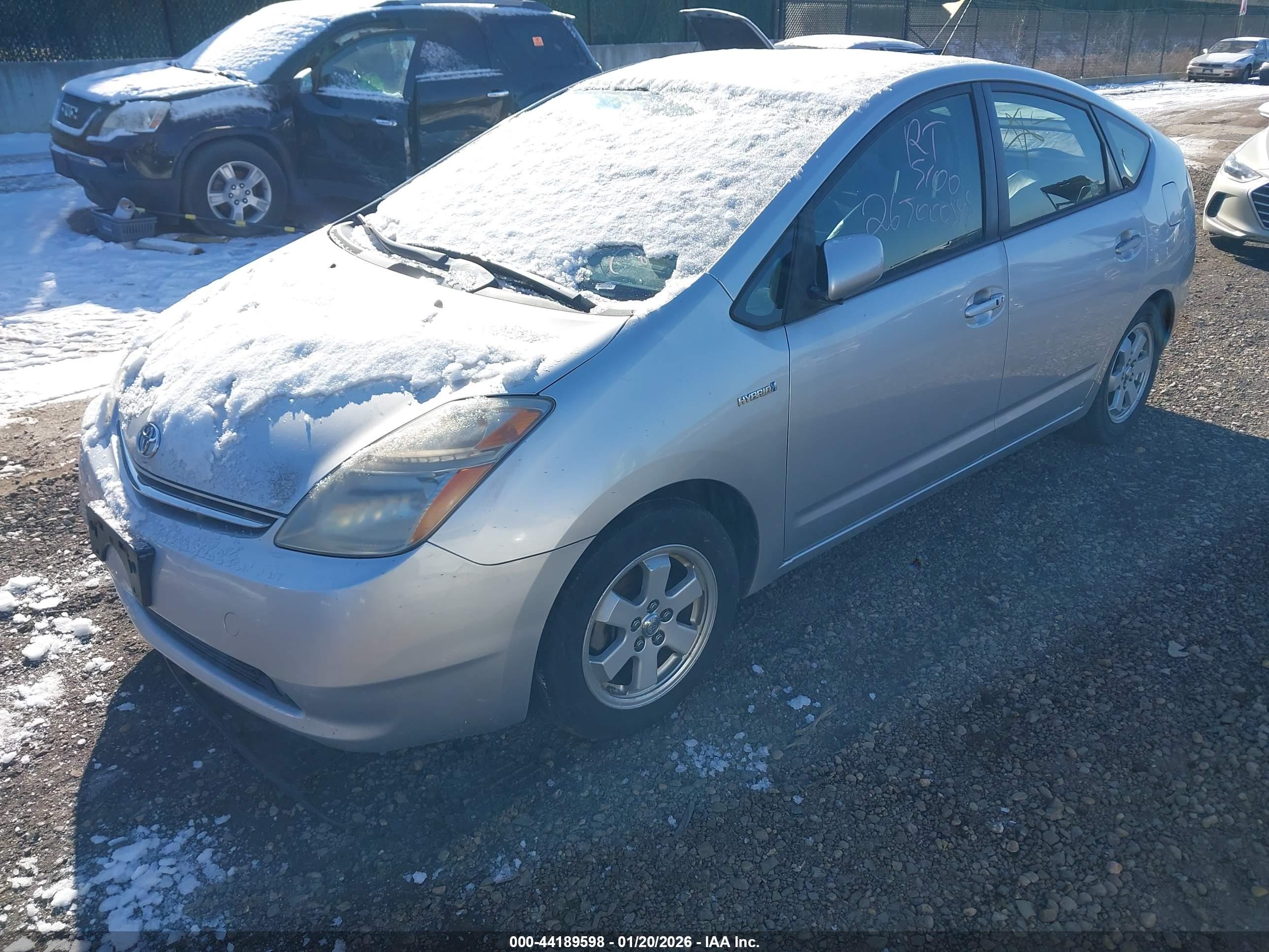 TOYOTA PRIUS image 2