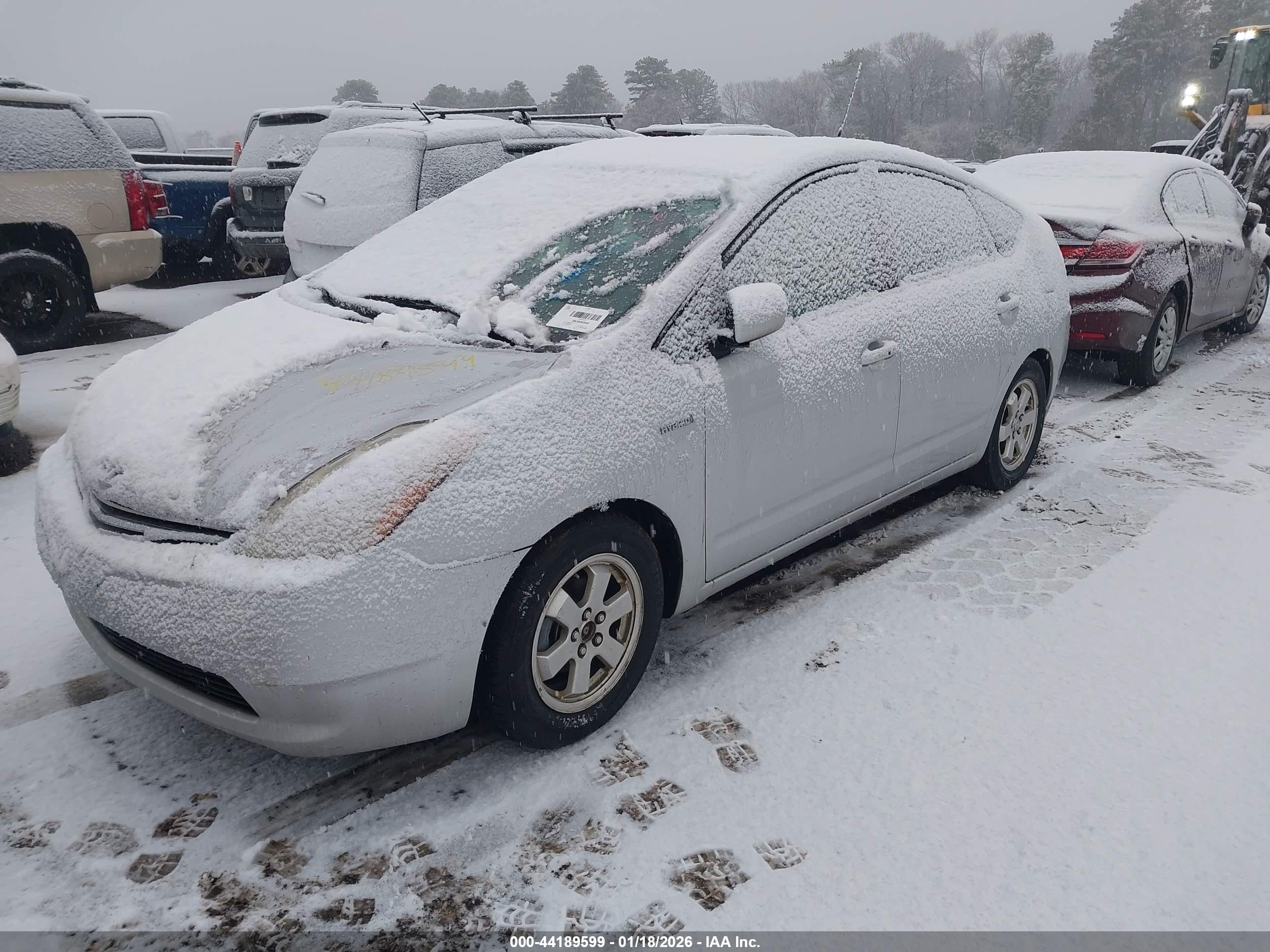 TOYOTA PRIUS image 2