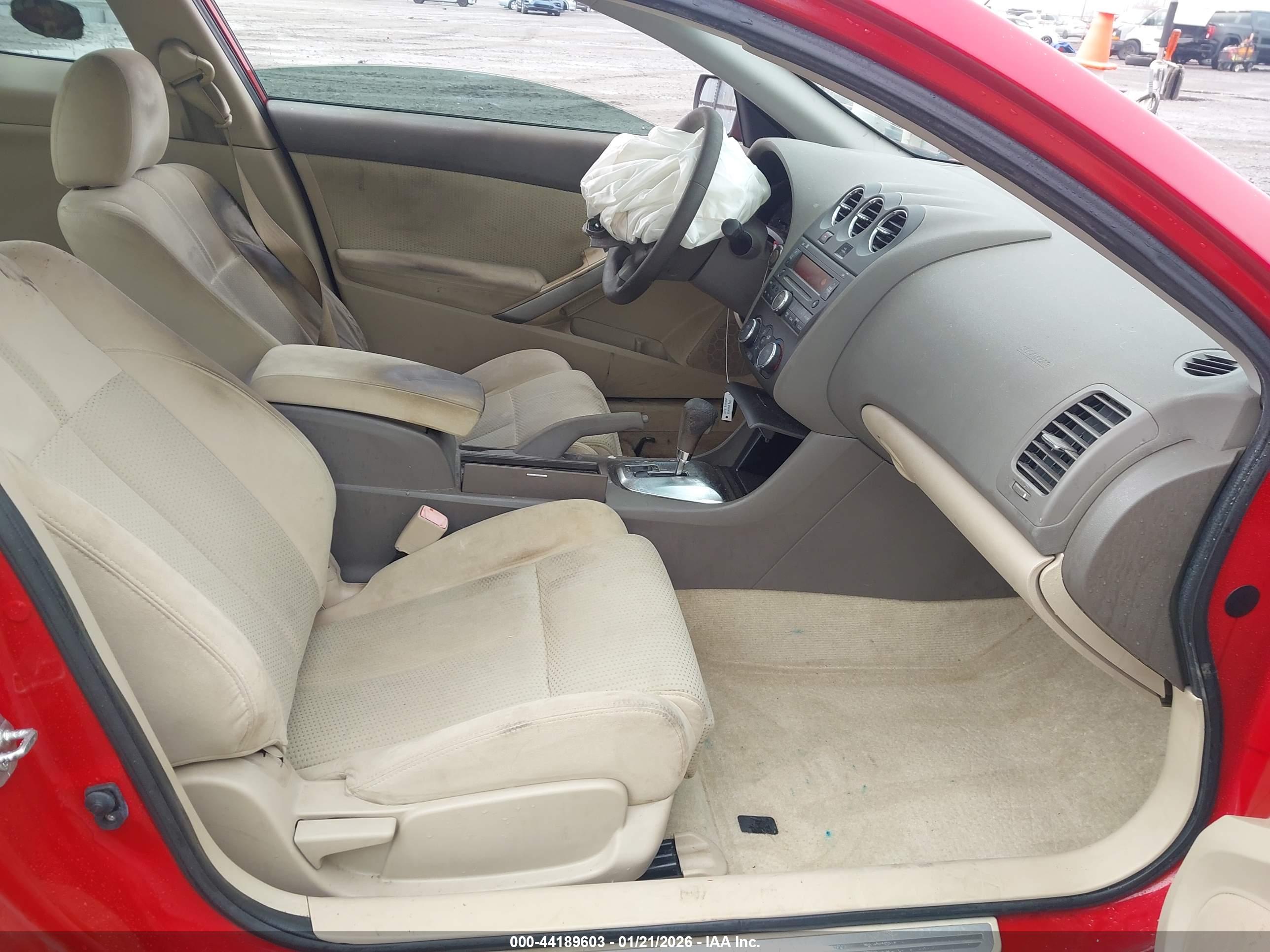 NISSAN ALTIMA image 5