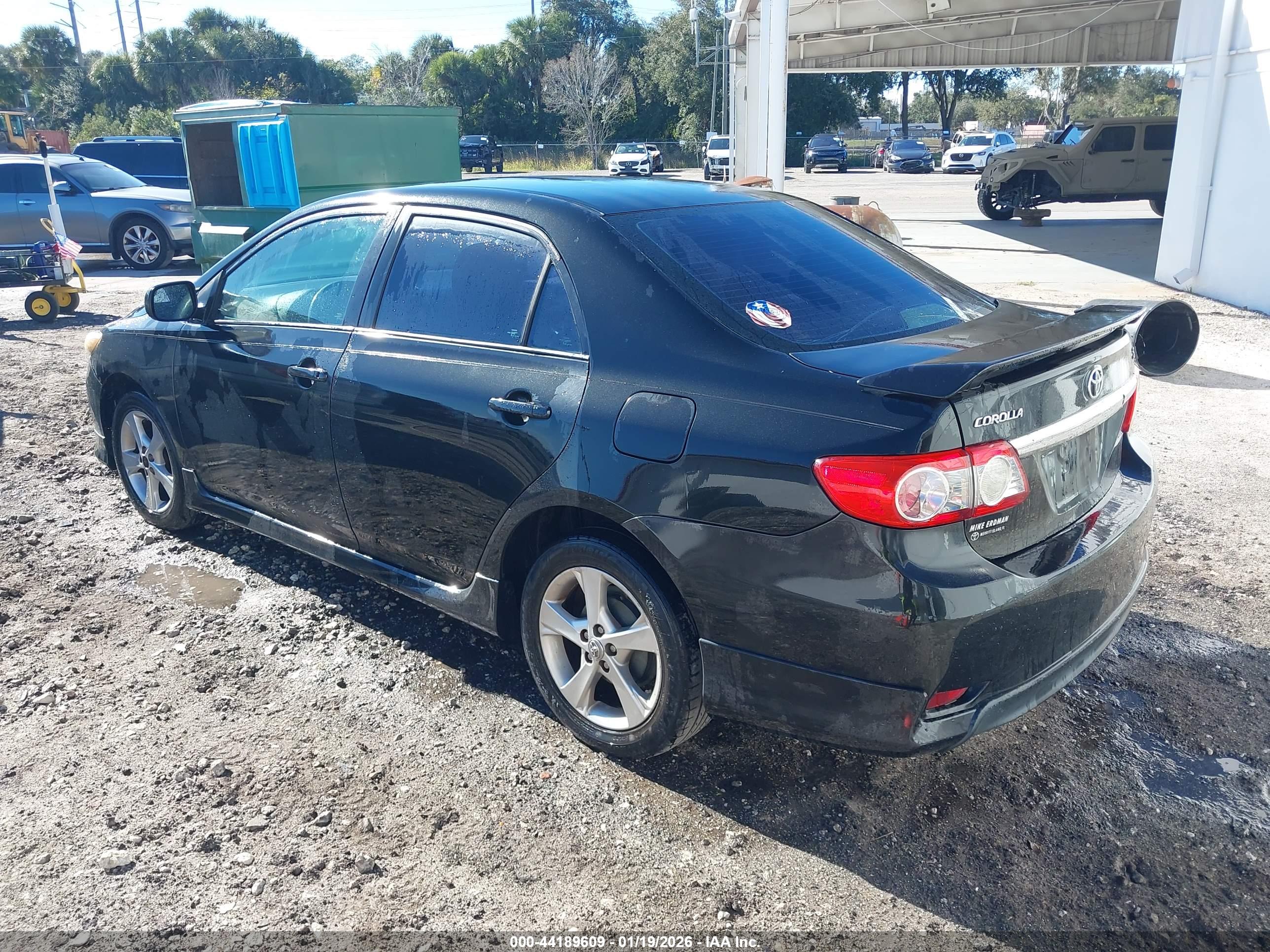 TOYOTA COROLLA image 3
