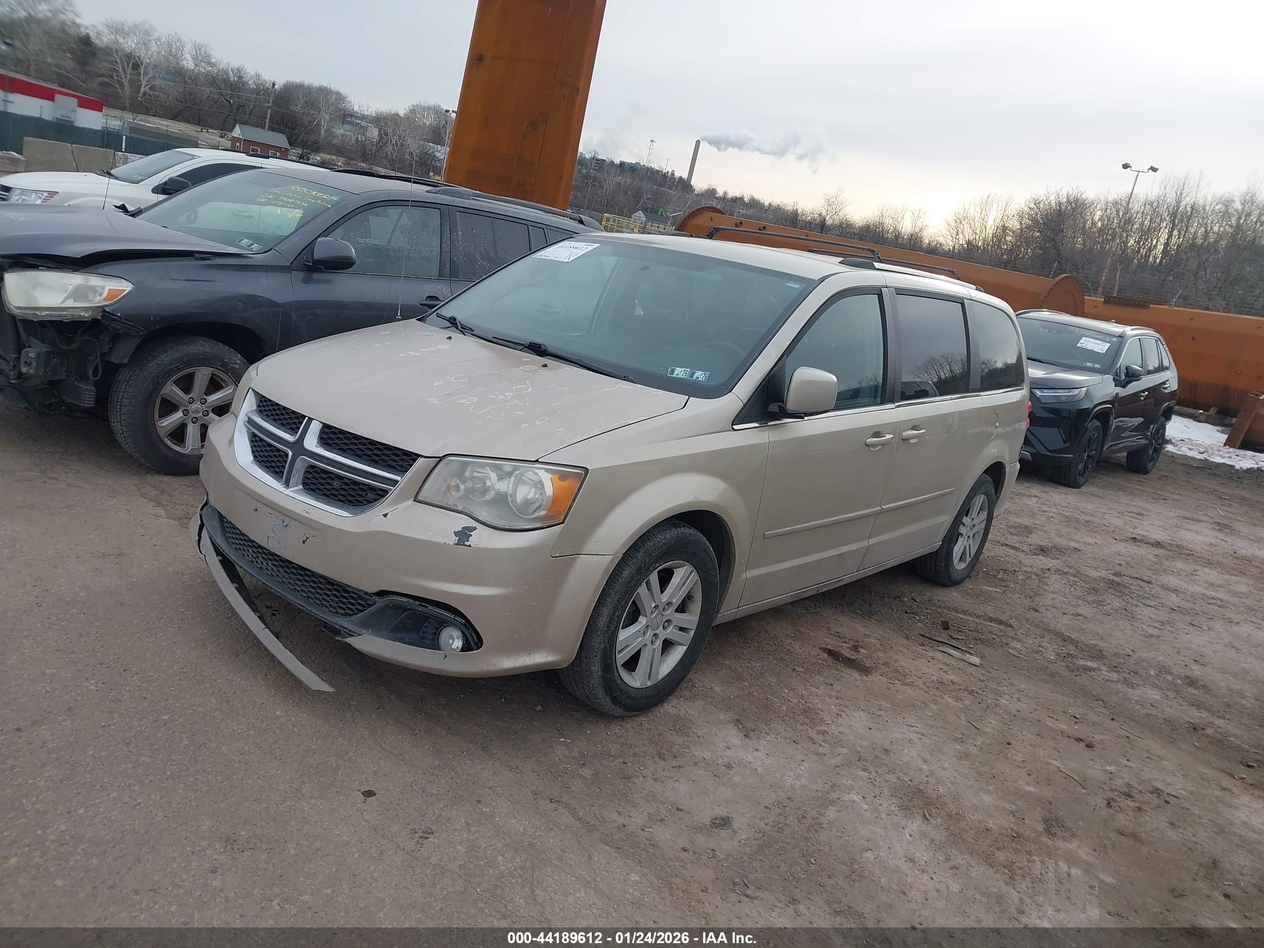 DODGE GRAND image 2