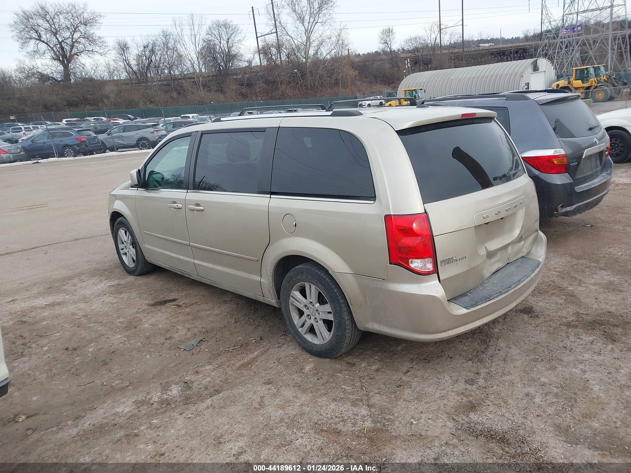 DODGE GRAND image 3